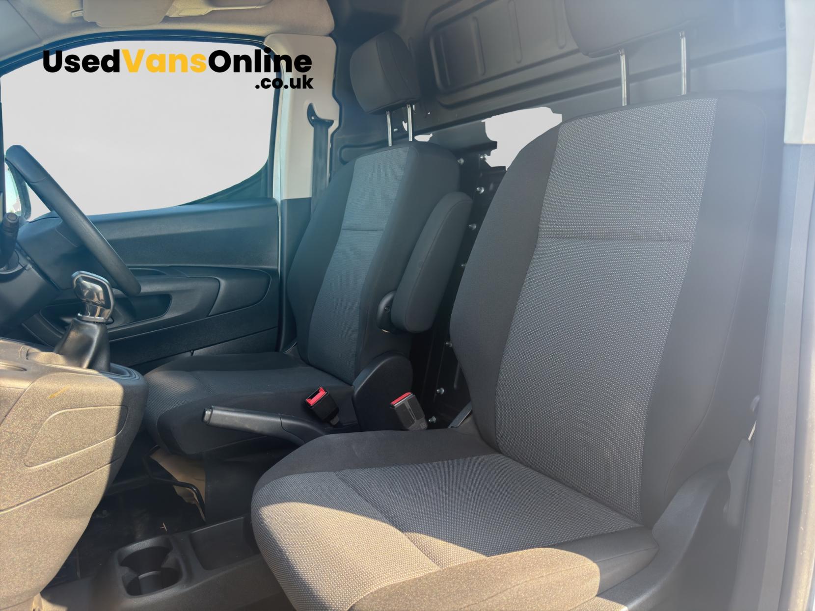 Vauxhall Combo 1.5 Turbo D 2300 Sportive Panel Van 4dr Diesel Manual L2 H1 Euro 6 (s/s) (100 ps)