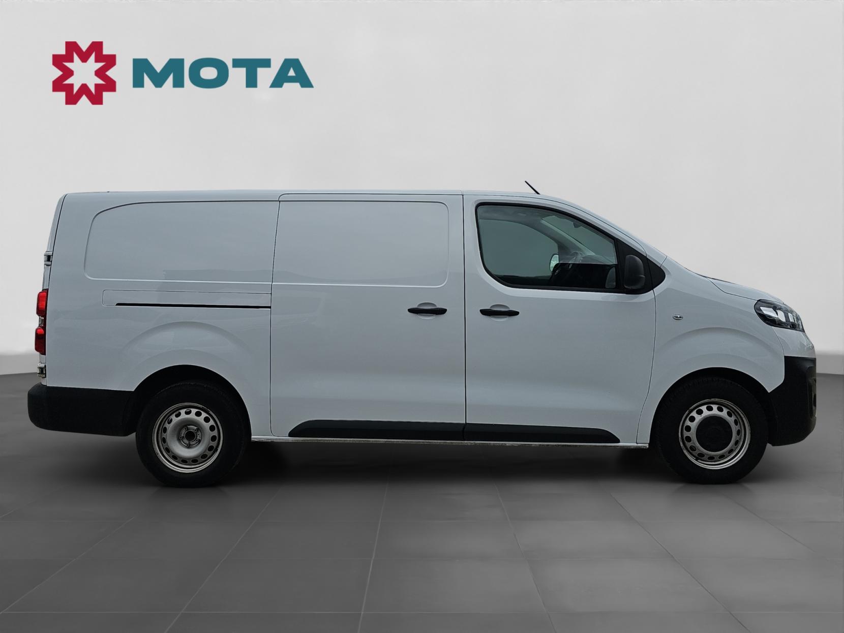 Vauxhall Vivaro 1.5 Turbo D 2900 Dynamic Panel Van 6dr Diesel Manual L2 H1 Euro 6 (s/s) (100 ps)