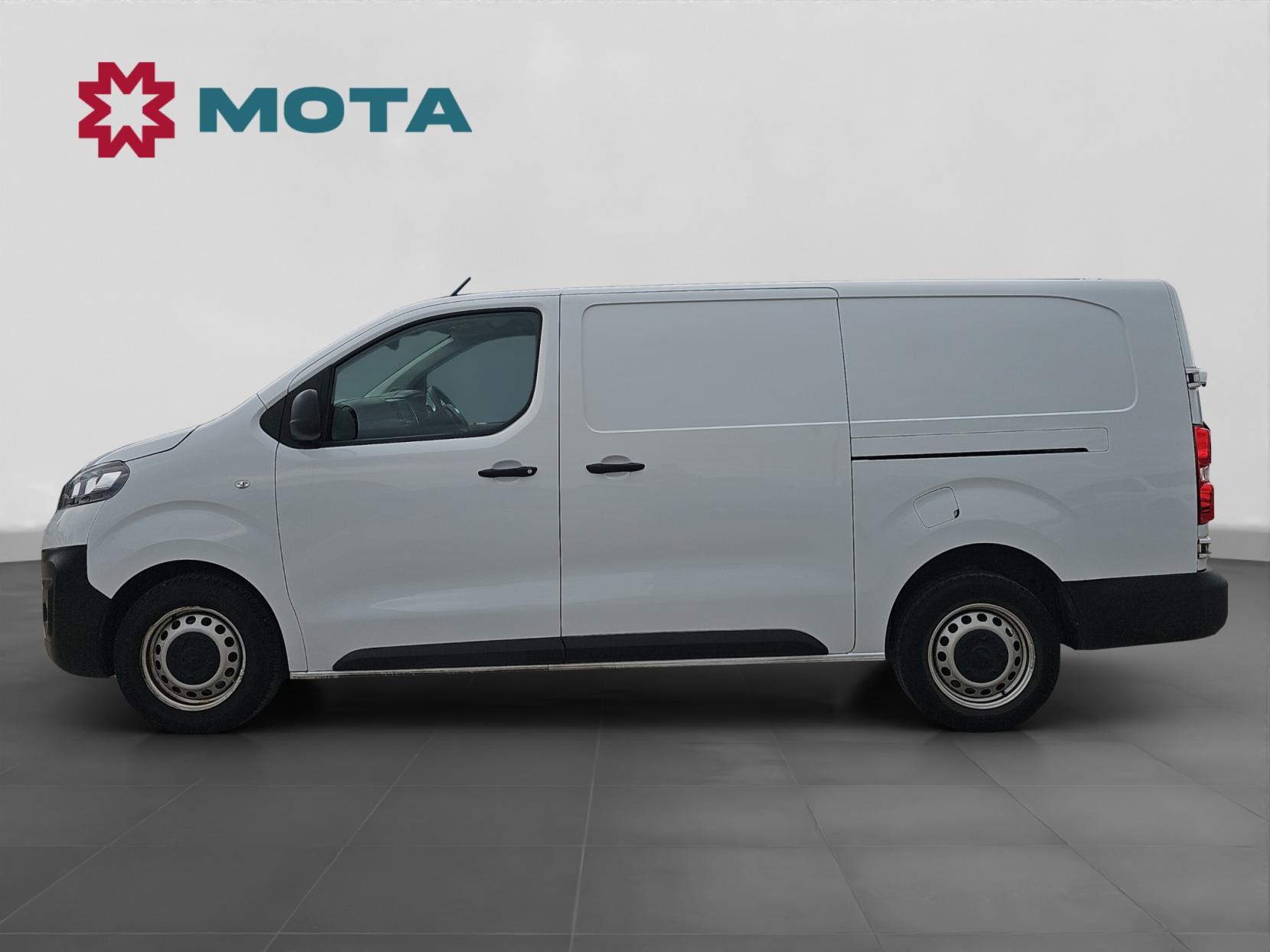 Vauxhall Vivaro 1.5 Turbo D 2900 Dynamic Panel Van 6dr Diesel Manual L2 H1 Euro 6 (s/s) (100 ps)