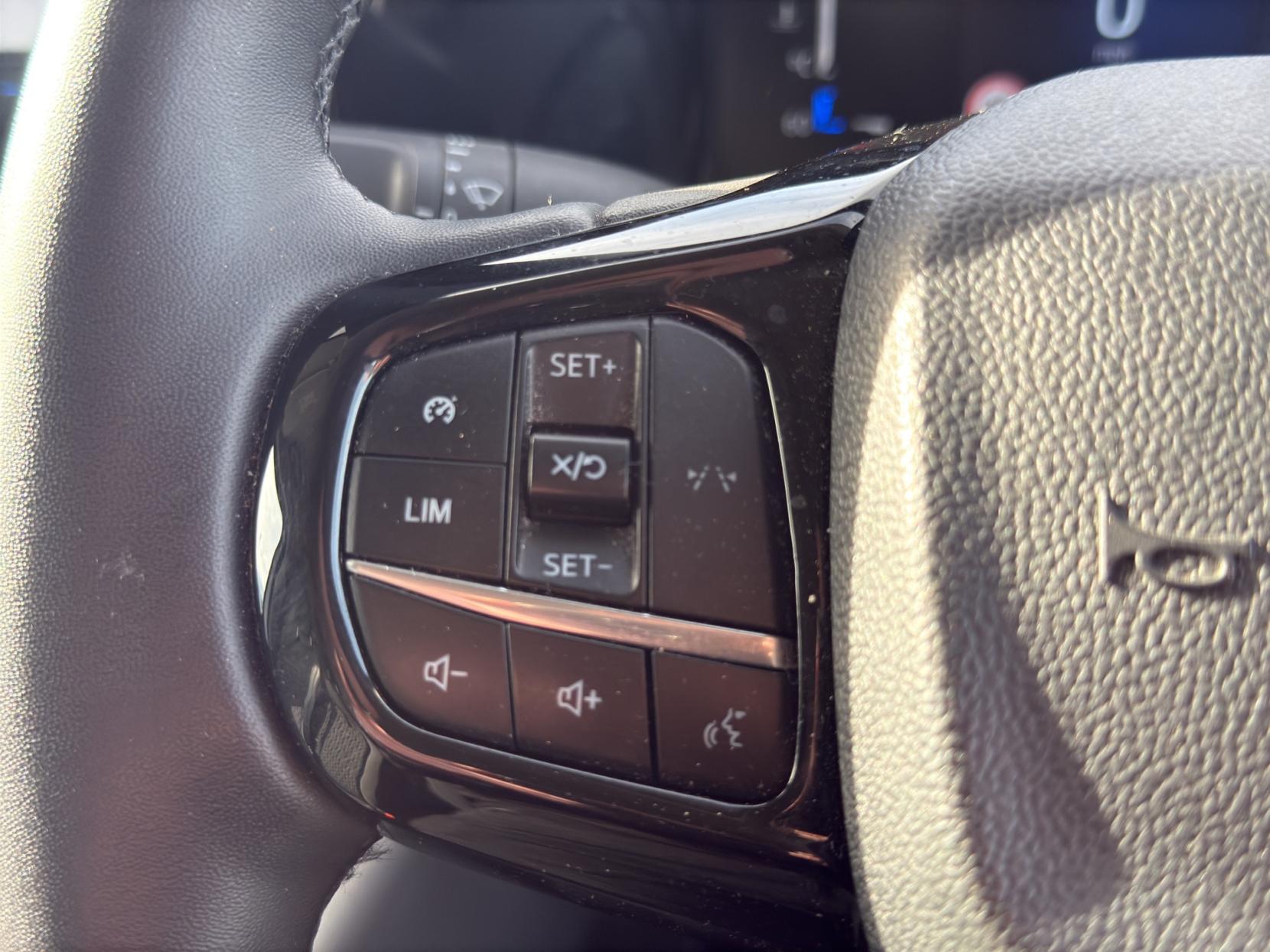 Ford Transit Custom 2.0 300 EcoBlue Limited Panel Van 5dr Diesel Manual L2 H1 Euro 6 (s/s) (136 ps)