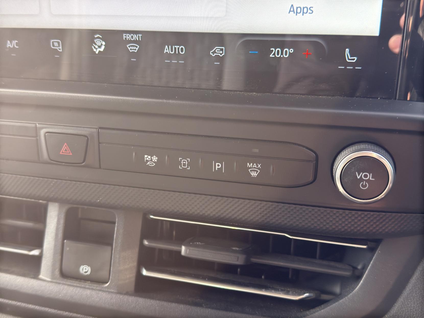 Ford Transit Custom 2.0 300 EcoBlue Limited Panel Van 5dr Diesel Manual L2 H1 Euro 6 (s/s) (136 ps)