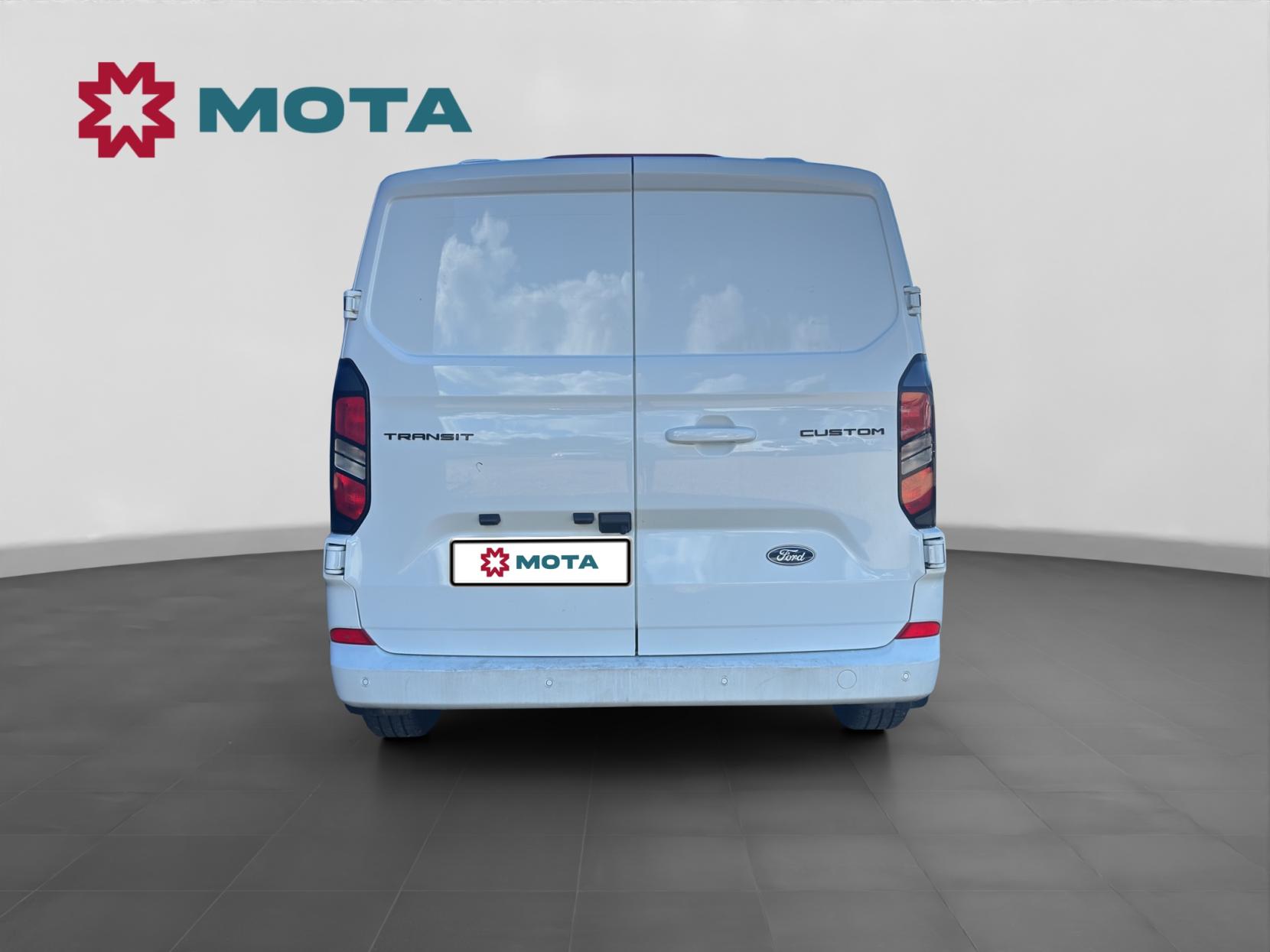 Ford Transit Custom 2.0 300 EcoBlue Limited Panel Van 5dr Diesel Manual L2 H1 Euro 6 (s/s) (136 ps)