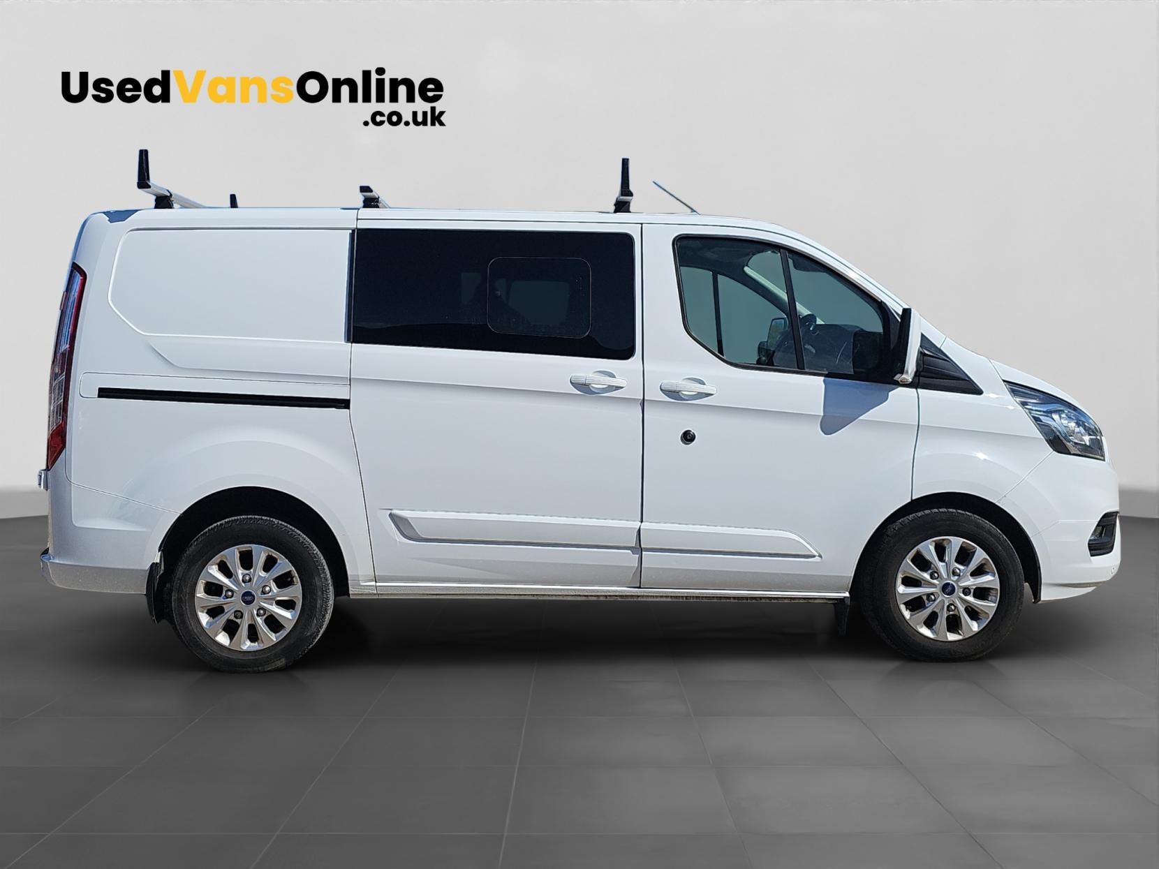 Ford Transit Custom 2.0 300 EcoBlue Limited Crew Van Double Cab 5dr Diesel Manual L1 H1 Euro 6 (6 Seat) (130 ps)