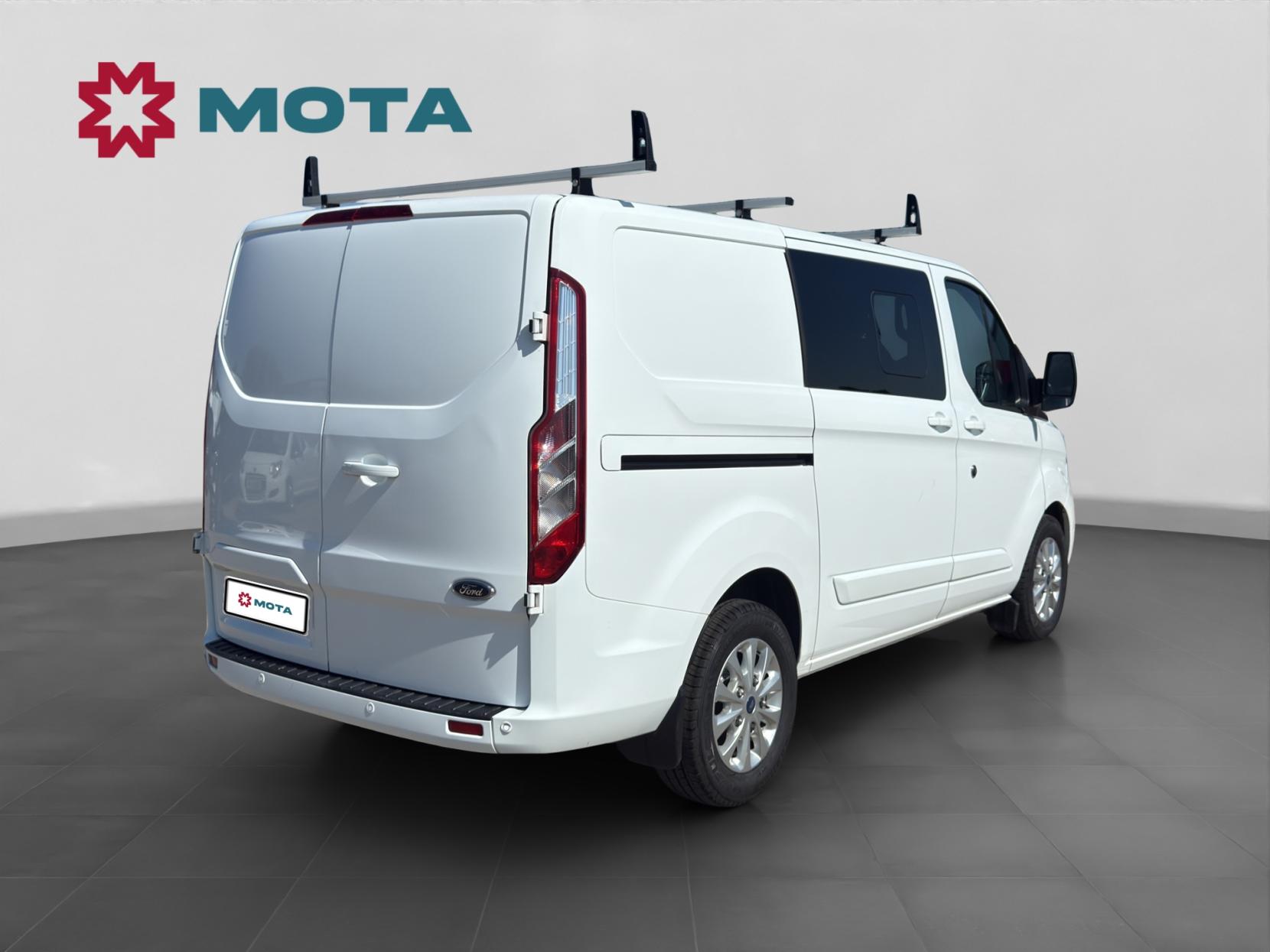 Ford Transit Custom 2.0 300 EcoBlue Limited Crew Van Double Cab 5dr Diesel Manual L1 H1 Euro 6 (6 Seat) (130 ps)