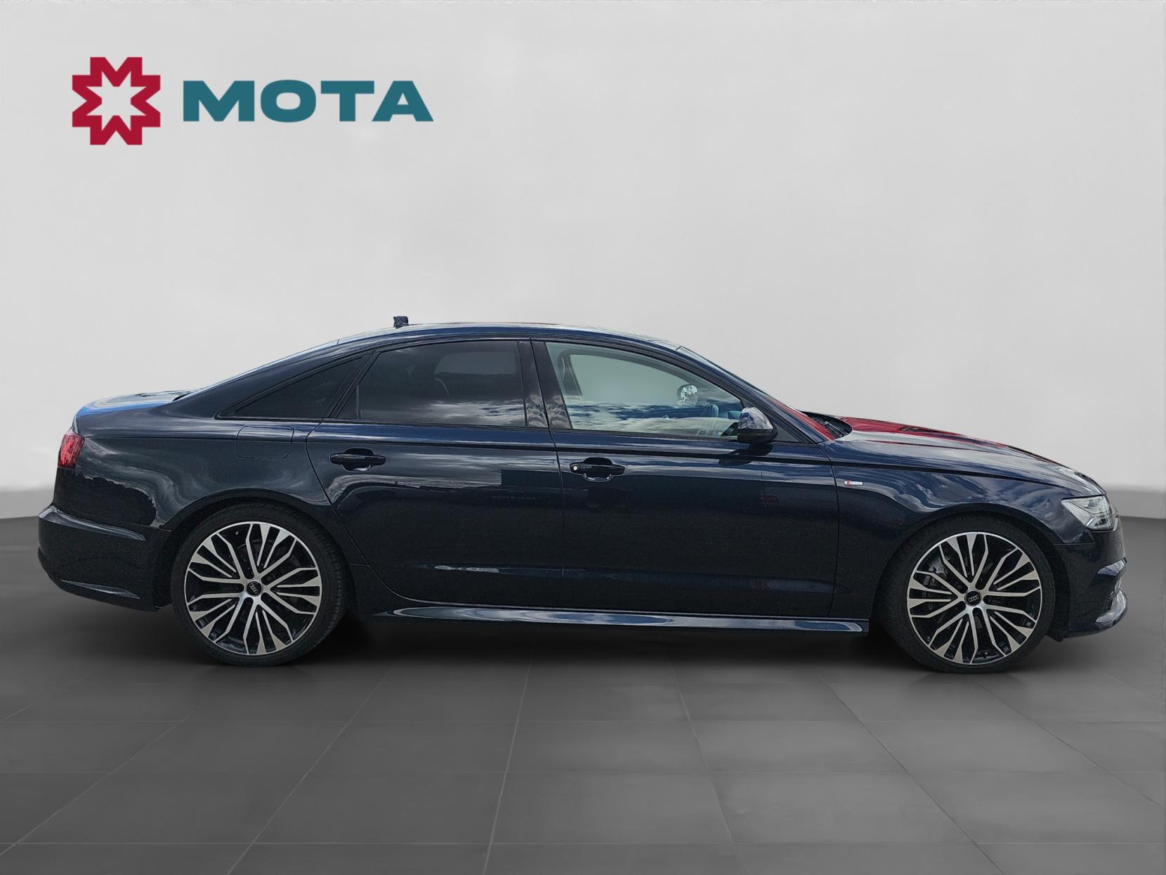 Audi A6 Saloon 3.0 TDI V6 Black Edition Saloon 4dr Diesel S Tronic Euro 6 (s/s) (218 ps)