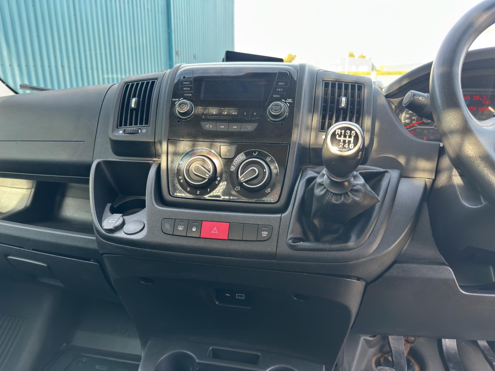 Fiat Ducato 2.3 MultiJetII 35 Maxi Chassis Cab 2dr Diesel Manual M H1 Euro 6 (140 ps)