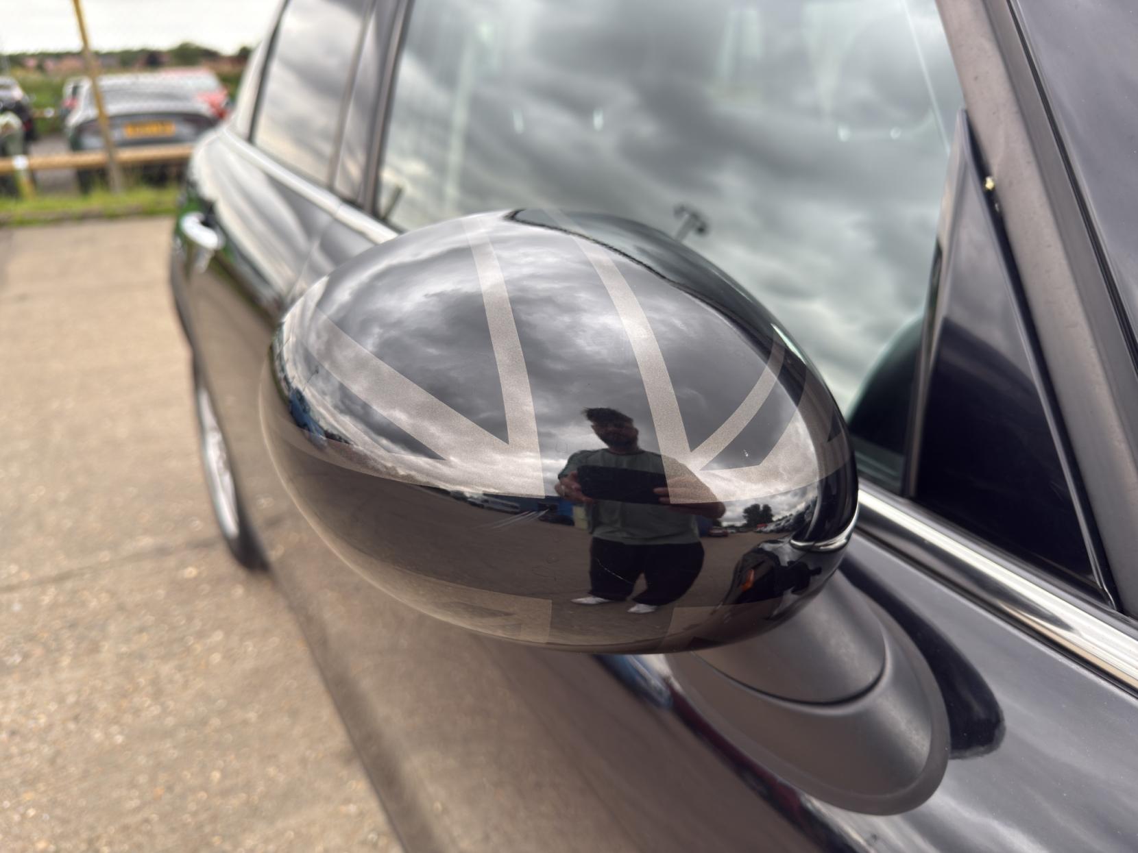 MINI Hatch 1.5 Cooper D Hatchback 5dr Diesel Auto Euro 6 (s/s) (116 ps)