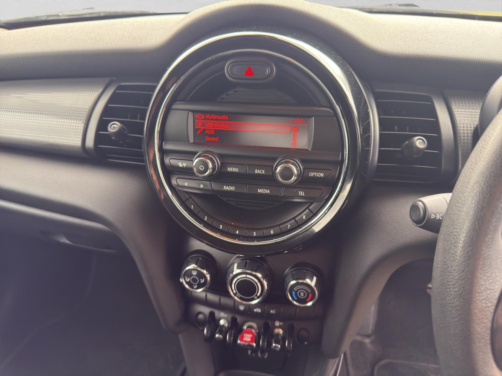 MINI Hatch 1.5 Cooper D Hatchback 5dr Diesel Auto Euro 6 (s/s) (116 ps)
