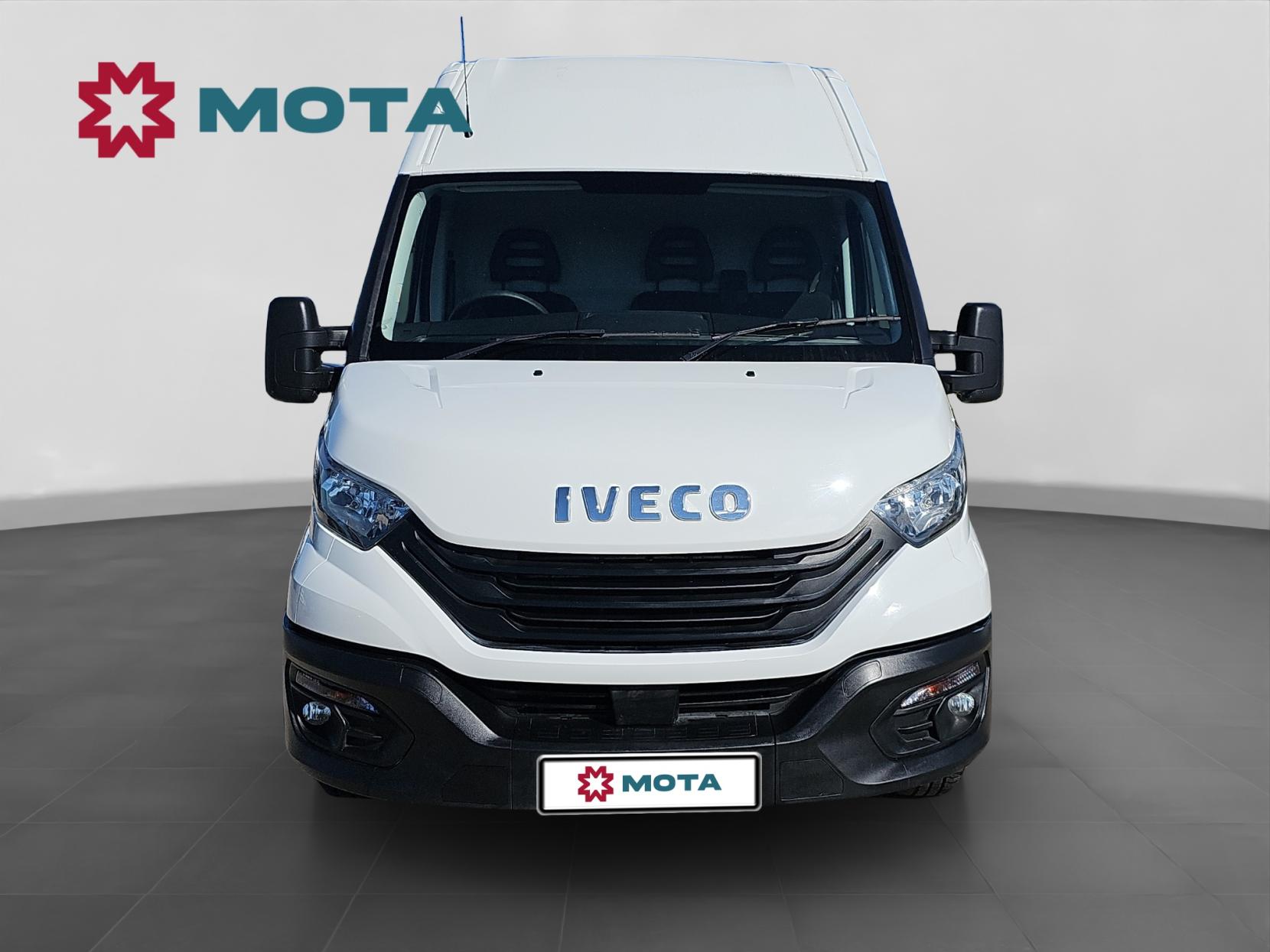Iveco Daily 2.3 35S 3520L Panel Van LCV (2019 - )