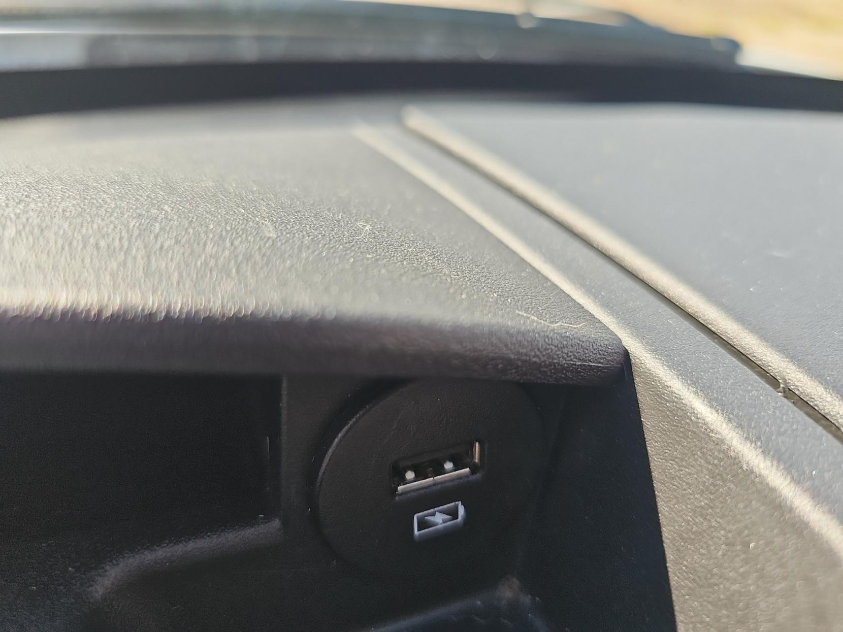Iveco Daily 2.3 35S 3520L Panel Van LCV (2019 - )