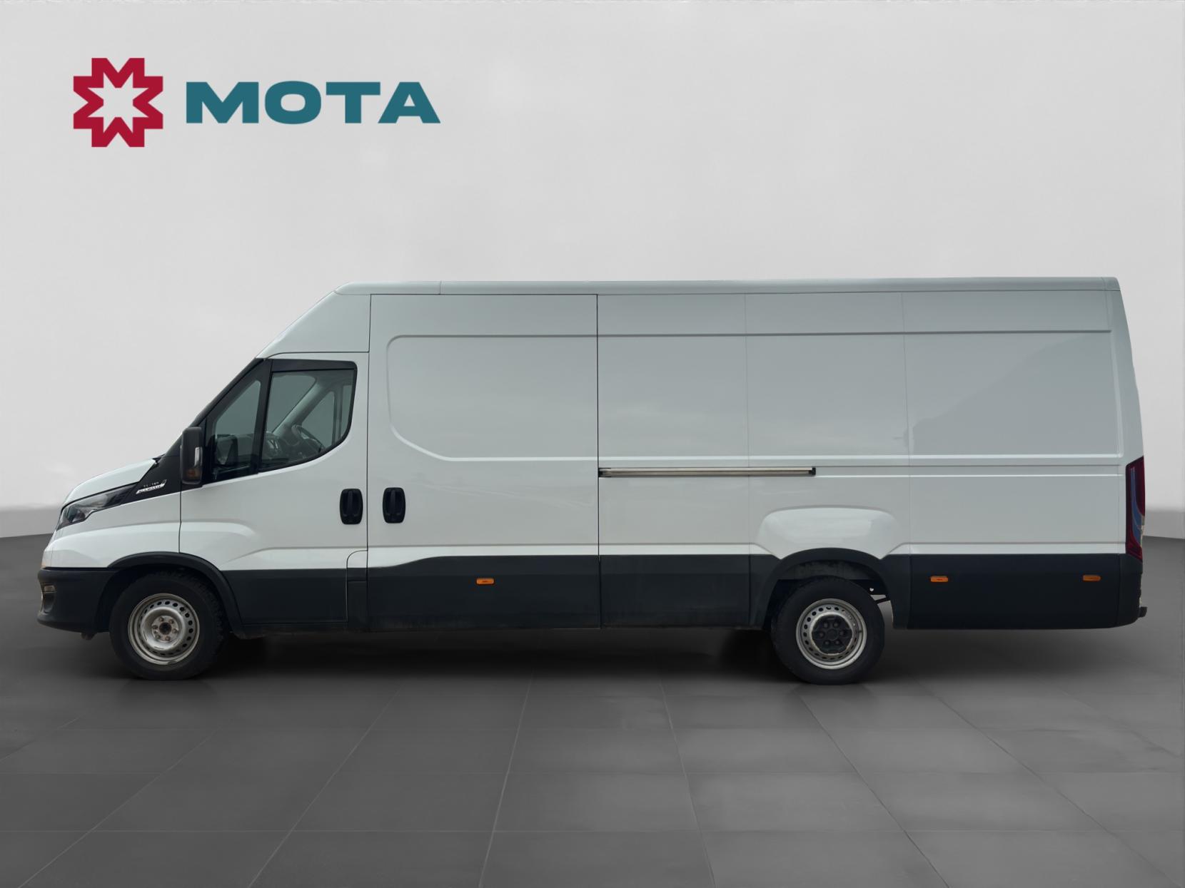 Iveco Daily 2.3 35S 3520L Panel Van LCV (2019 - )