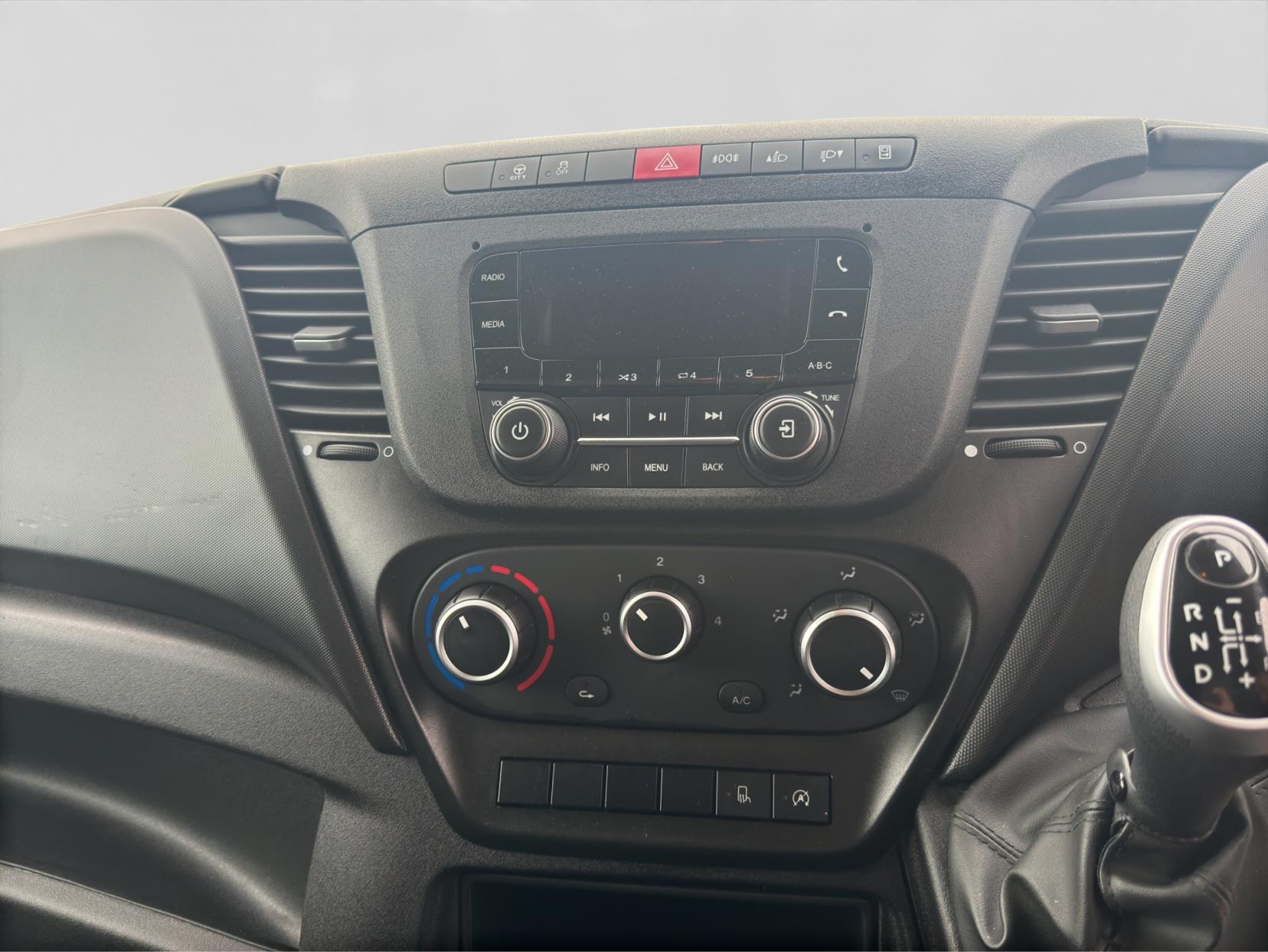 Iveco Daily 2.3 35S 3520L Panel Van LCV (2019 - )