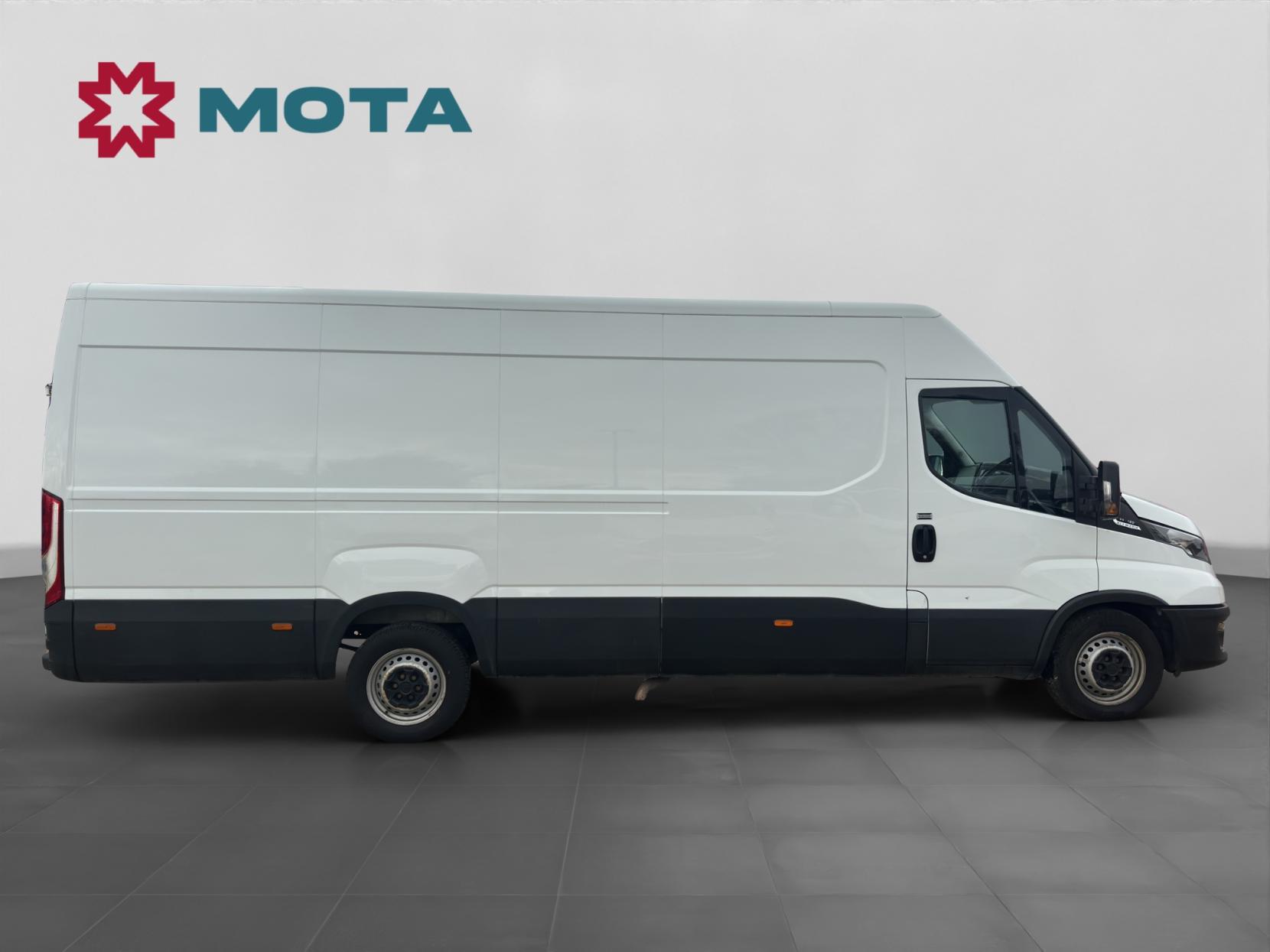 Iveco Daily 2.3 35S 3520L Panel Van LCV (2019 - )