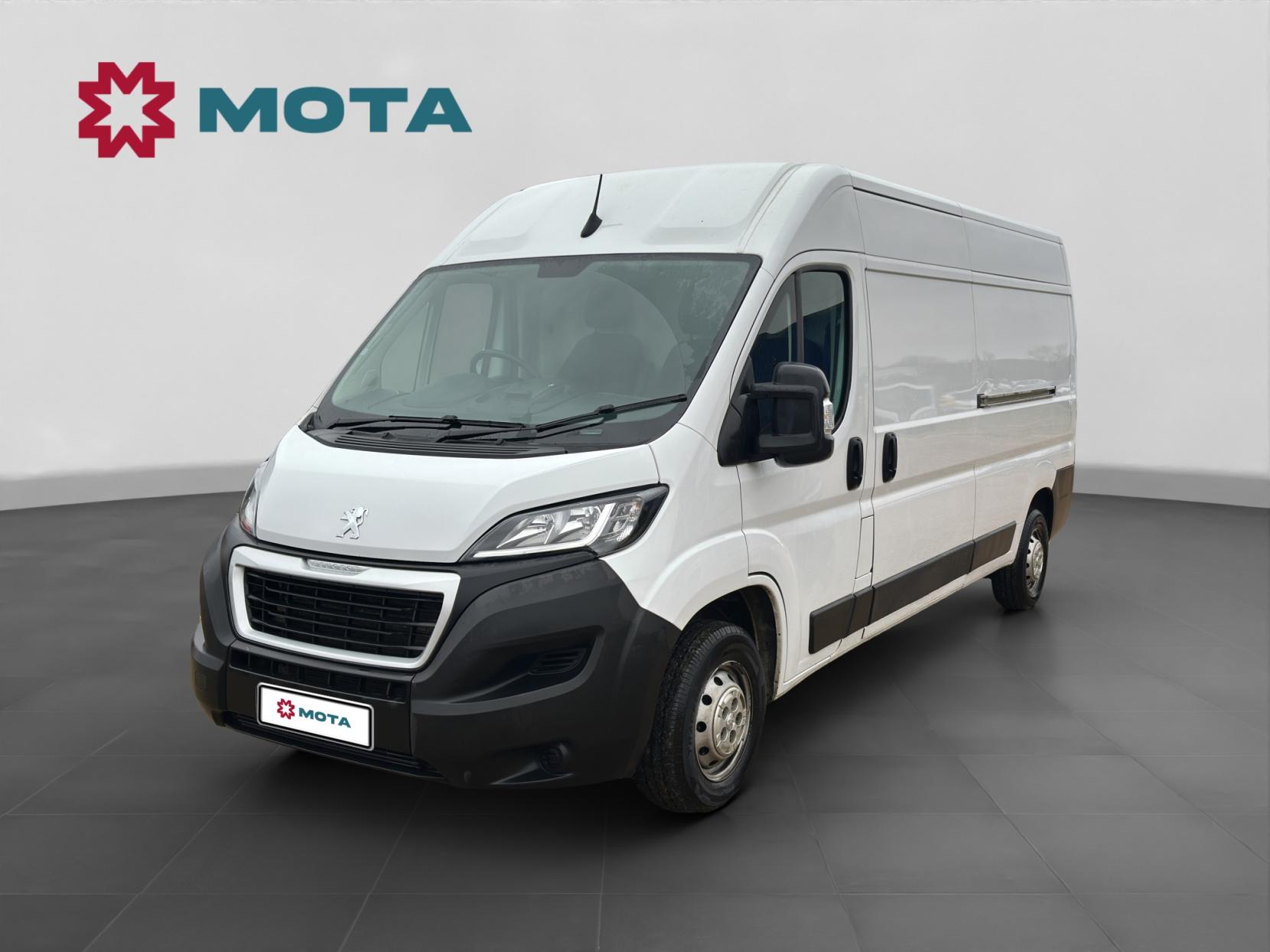 Peugeot Boxer 2.2 BlueHDi 335 Professional Panel Van 5dr Diesel Manual L3 H2 Euro 6 (s/s) (140 ps)