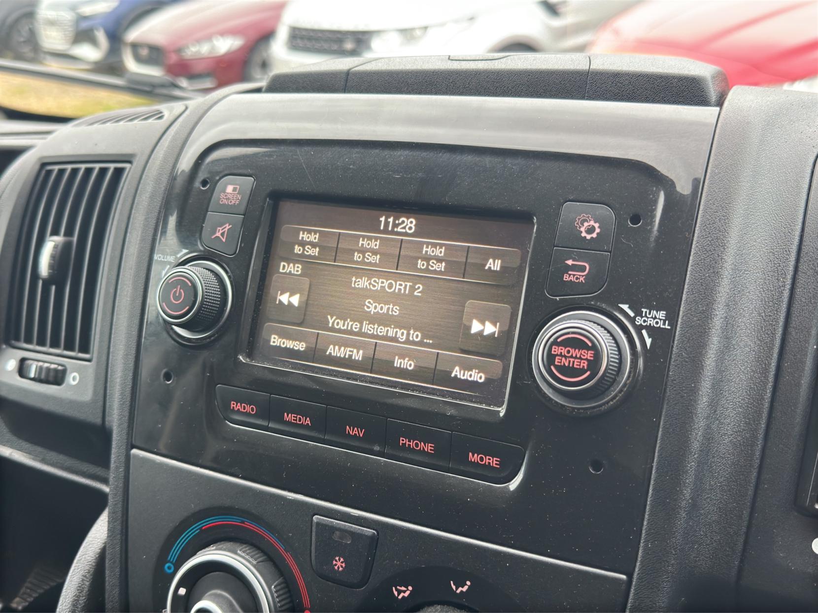 Peugeot Boxer 2.2 BlueHDi 335 Professional Panel Van 5dr Diesel Manual L3 H2 Euro 6 (s/s) (140 ps)