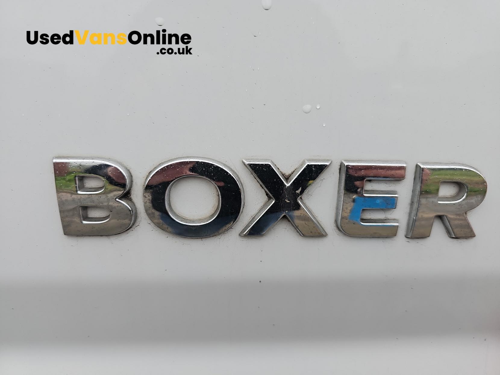 Peugeot Boxer 2.2 BlueHDi 335 Professional Panel Van 5dr Diesel Manual L2 H2 Euro 6 (s/s) (140 ps)