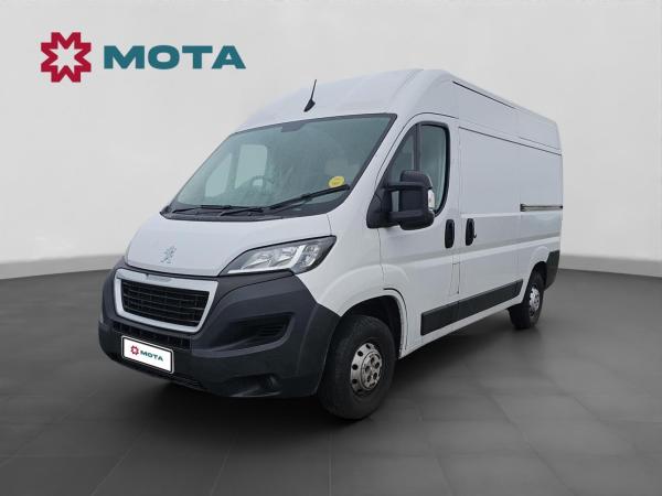 Peugeot Boxer 2.2 BlueHDi 335 Professional Panel Van 5dr Diesel Manual L2 H2 Euro 6 (s/s) (140 ps)