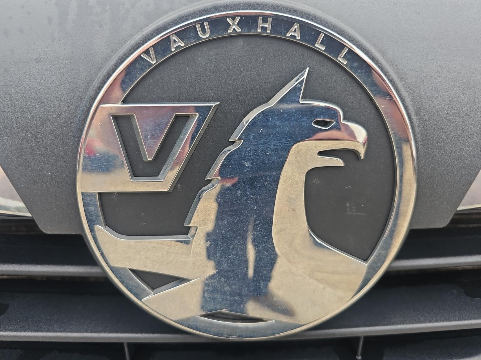 Vauxhall Movano 2.2 CDTi 3500 BiTurbo Dynamic Panel Van 5dr Diesel Manual FWD L2 H2 Euro 6 (s/s) (140 ps)
