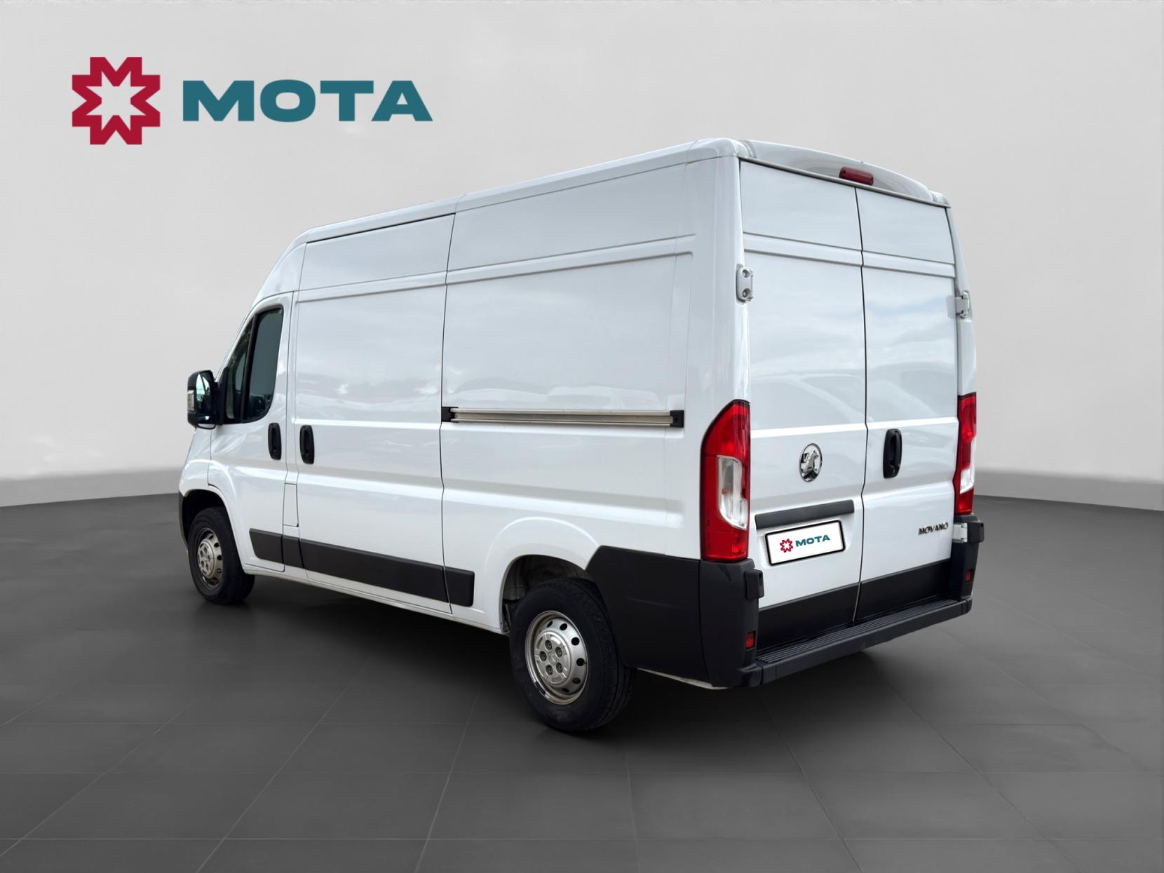 Vauxhall Movano 2.2 CDTi 3500 BiTurbo Dynamic Panel Van 5dr Diesel Manual FWD L2 H2 Euro 6 (s/s) (140 ps)