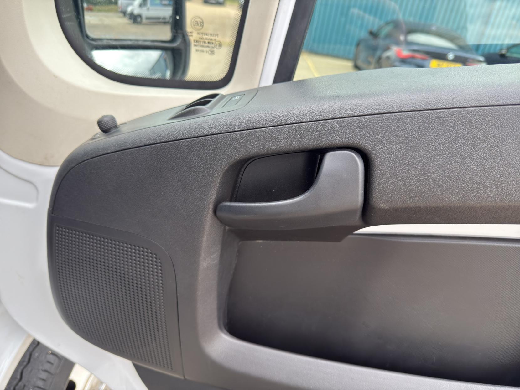 Vauxhall Movano 2.2 CDTi 3500 BiTurbo Dynamic Panel Van 5dr Diesel Manual FWD L2 H2 Euro 6 (s/s) (140 ps)