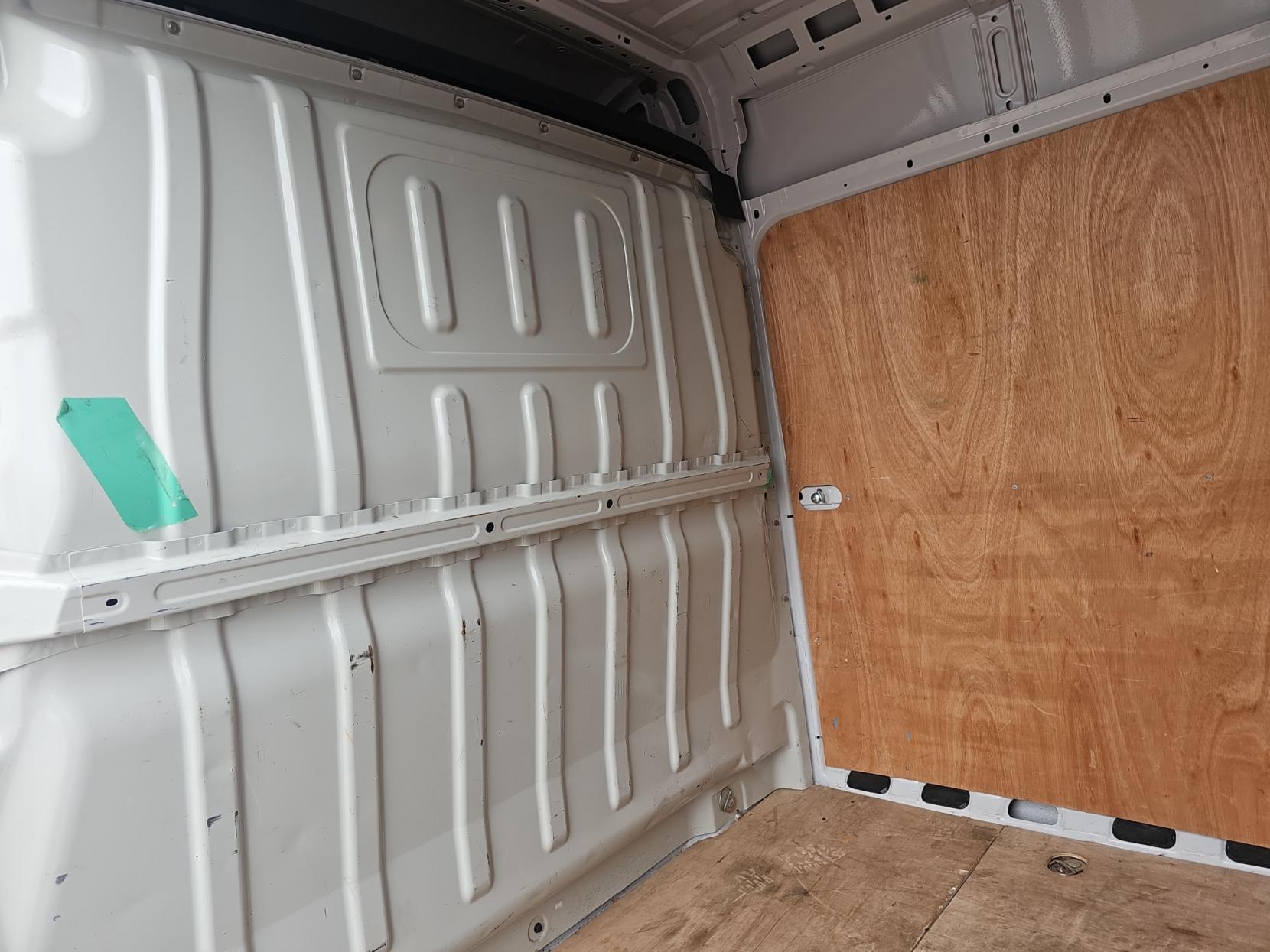 Vauxhall Movano 2.2 CDTi 3500 BiTurbo Dynamic Panel Van 5dr Diesel Manual FWD L2 H2 Euro 6 (s/s) (140 ps)
