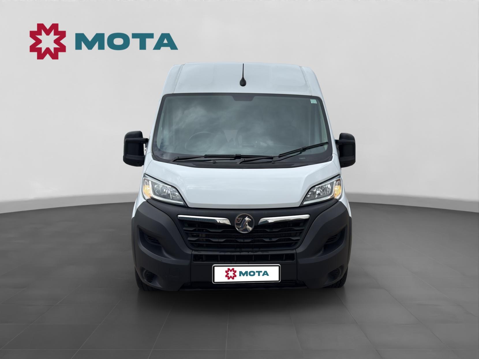 Vauxhall Movano 2.2 CDTi 3500 BiTurbo Dynamic Panel Van 5dr Diesel Manual FWD L2 H2 Euro 6 (s/s) (140 ps)