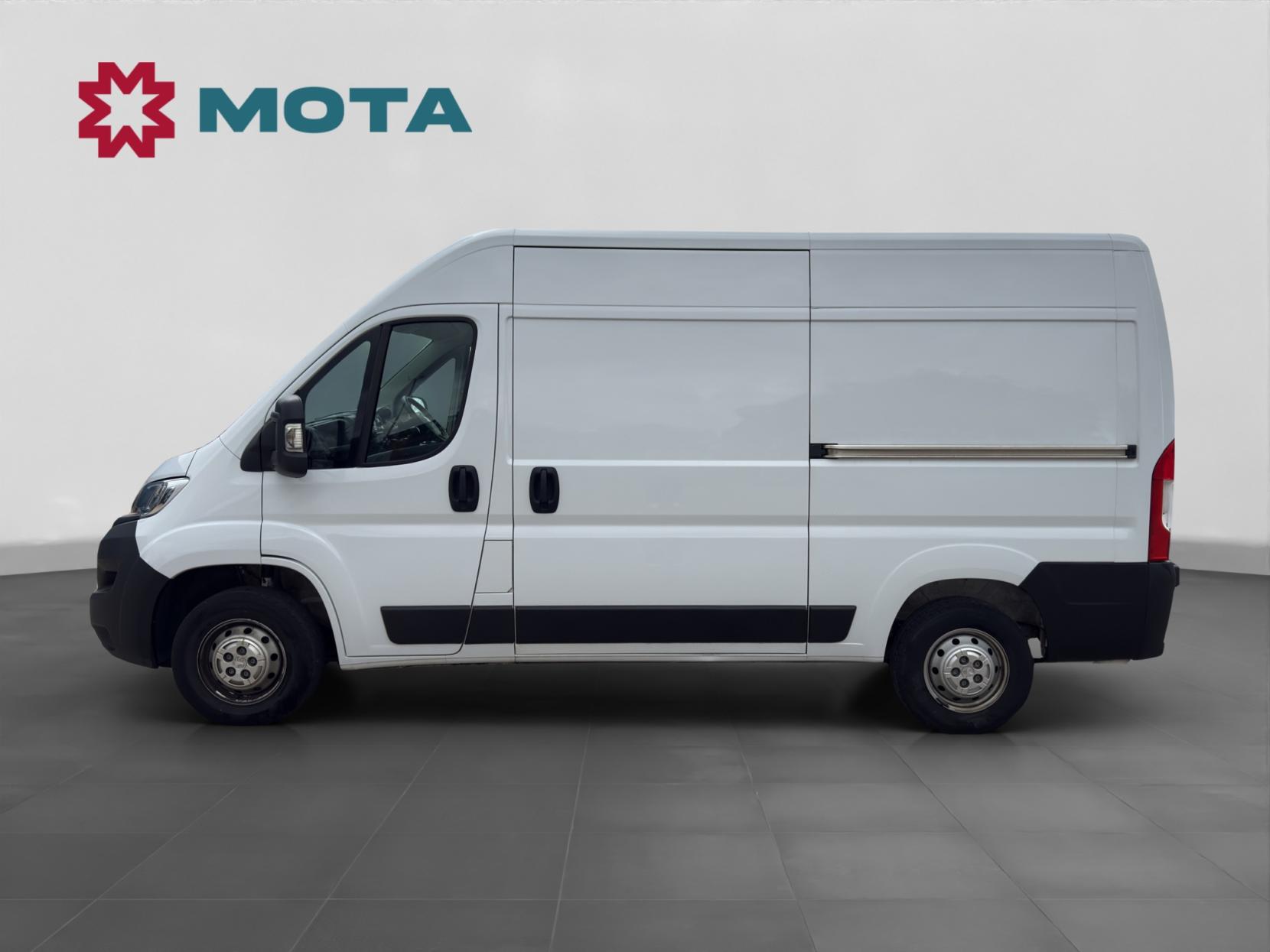 Vauxhall Movano 2.2 CDTi 3500 BiTurbo Dynamic Panel Van 5dr Diesel Manual FWD L2 H2 Euro 6 (s/s) (140 ps)
