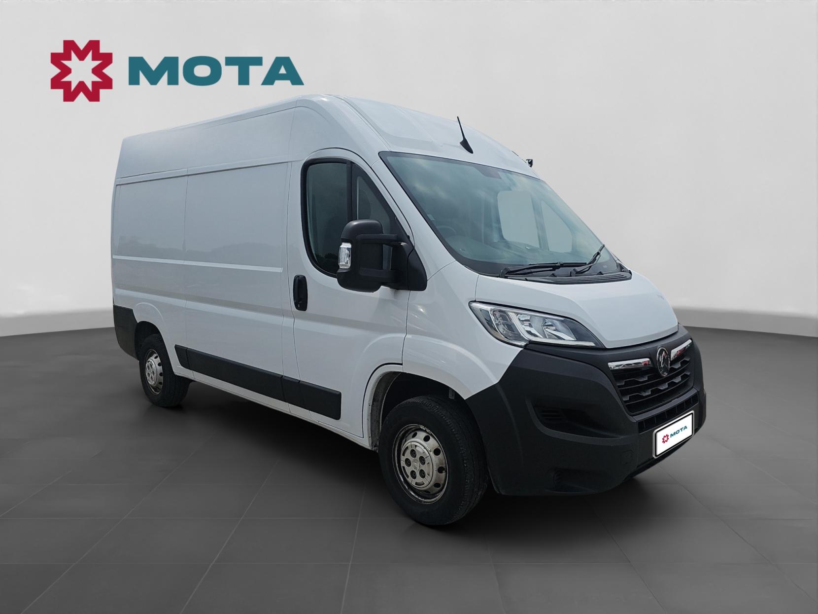 Vauxhall Movano 2.2 CDTi 3500 BiTurbo Dynamic Panel Van 5dr Diesel Manual FWD L2 H2 Euro 6 (s/s) (140 ps)