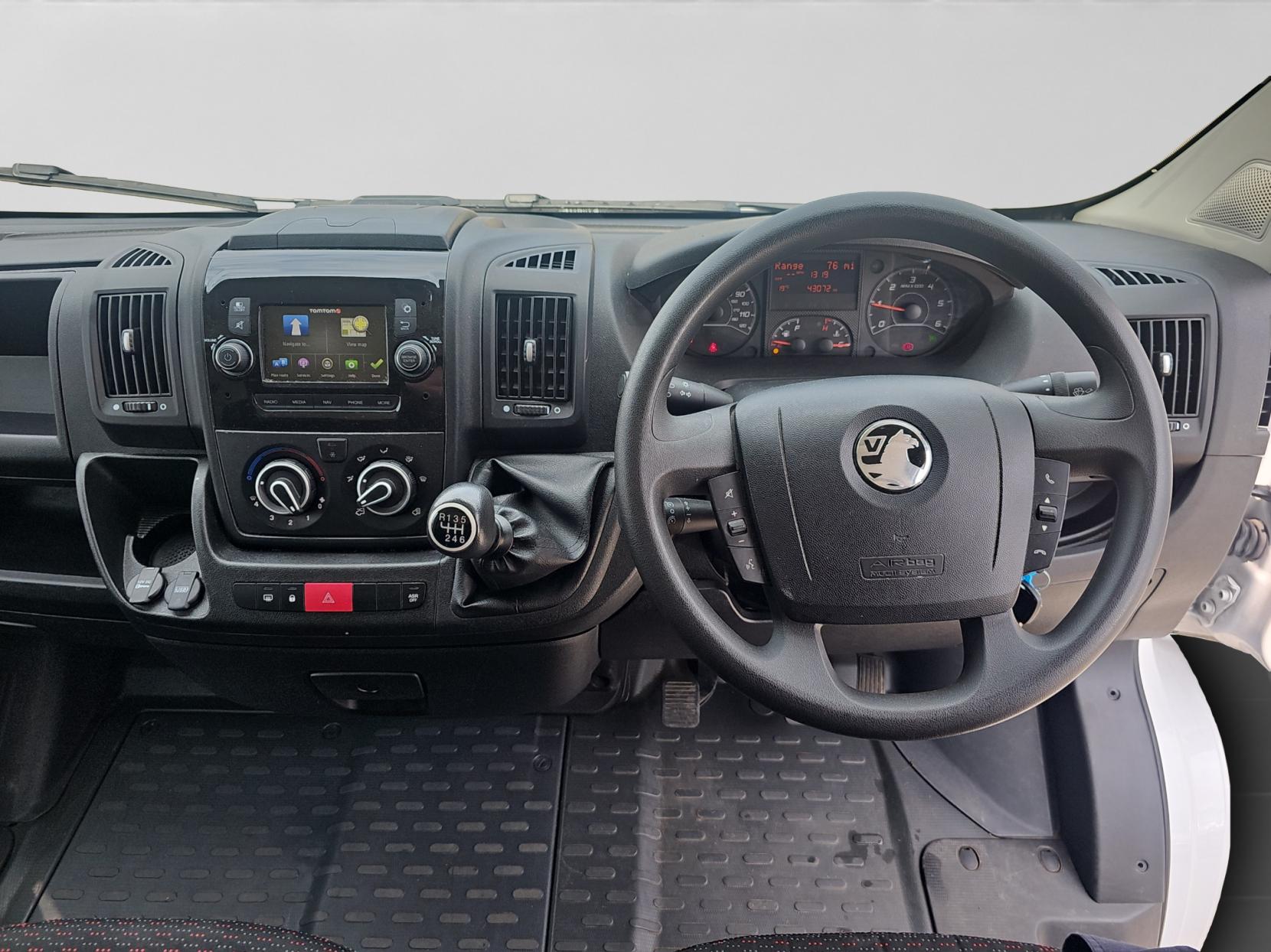 Vauxhall Movano 2.2 CDTi 3500 BiTurbo Dynamic Panel Van 5dr Diesel Manual FWD L2 H2 Euro 6 (s/s) (140 ps)
