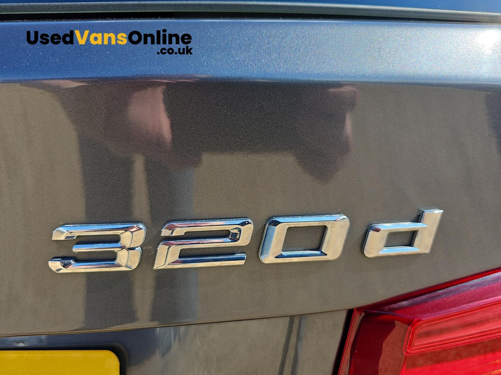 BMW 3 Series 2.0 320d M Sport Shadow Edition Touring 5dr Diesel Auto xDrive Euro 6 (s/s) (190 ps)