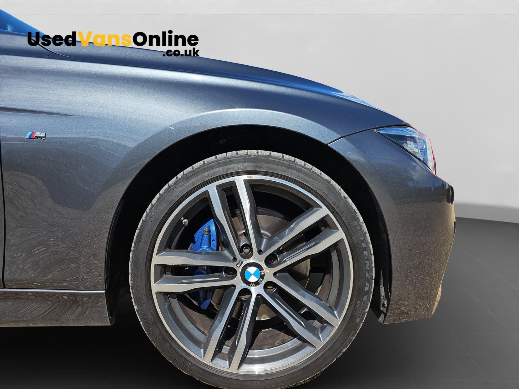 BMW 3 Series 2.0 320d M Sport Shadow Edition Touring 5dr Diesel Auto xDrive Euro 6 (s/s) (190 ps)