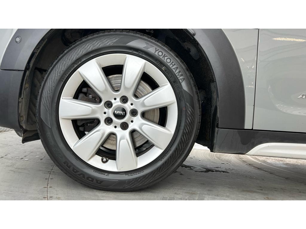 MINI Countryman 1.5 10kWh Cooper SE Classic SUV 5dr Petrol Plug-in Hybrid Auto ALL4 Euro 6 (s/s) (222 ps)