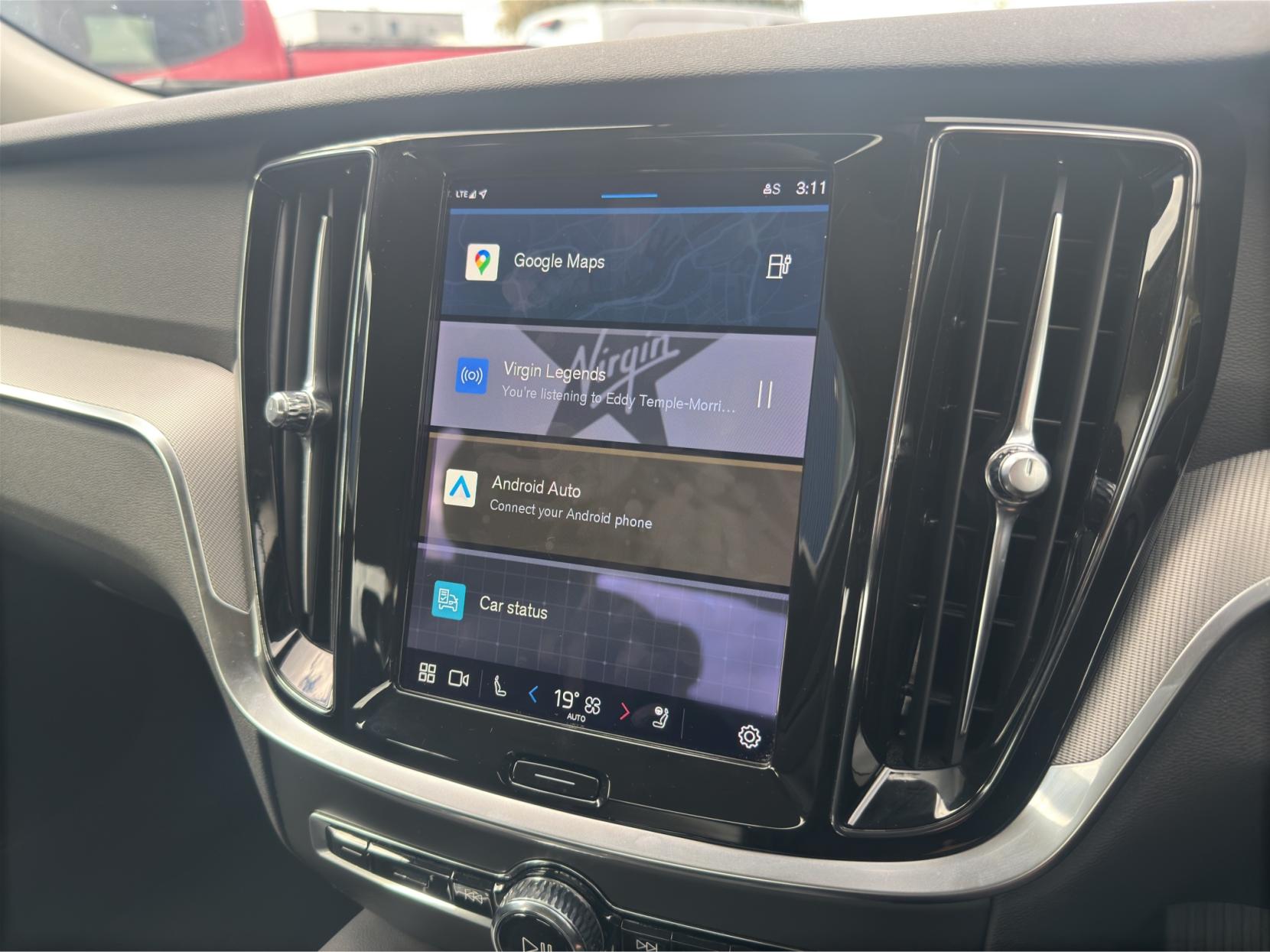 Volvo S60 2.0h T8 Recharge 18.8kWh R-Design Saloon 4dr Petrol Plug-in Hybrid Auto AWD Euro 6 (s/s) (455 ps)