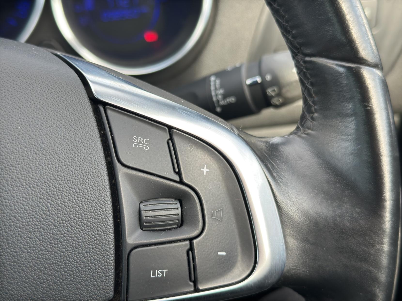 DS AUTOMOBILES DS 4 1.6 BlueHDi Prestige Hatchback 5dr Diesel Manual Euro 6 (s/s) (120 ps)