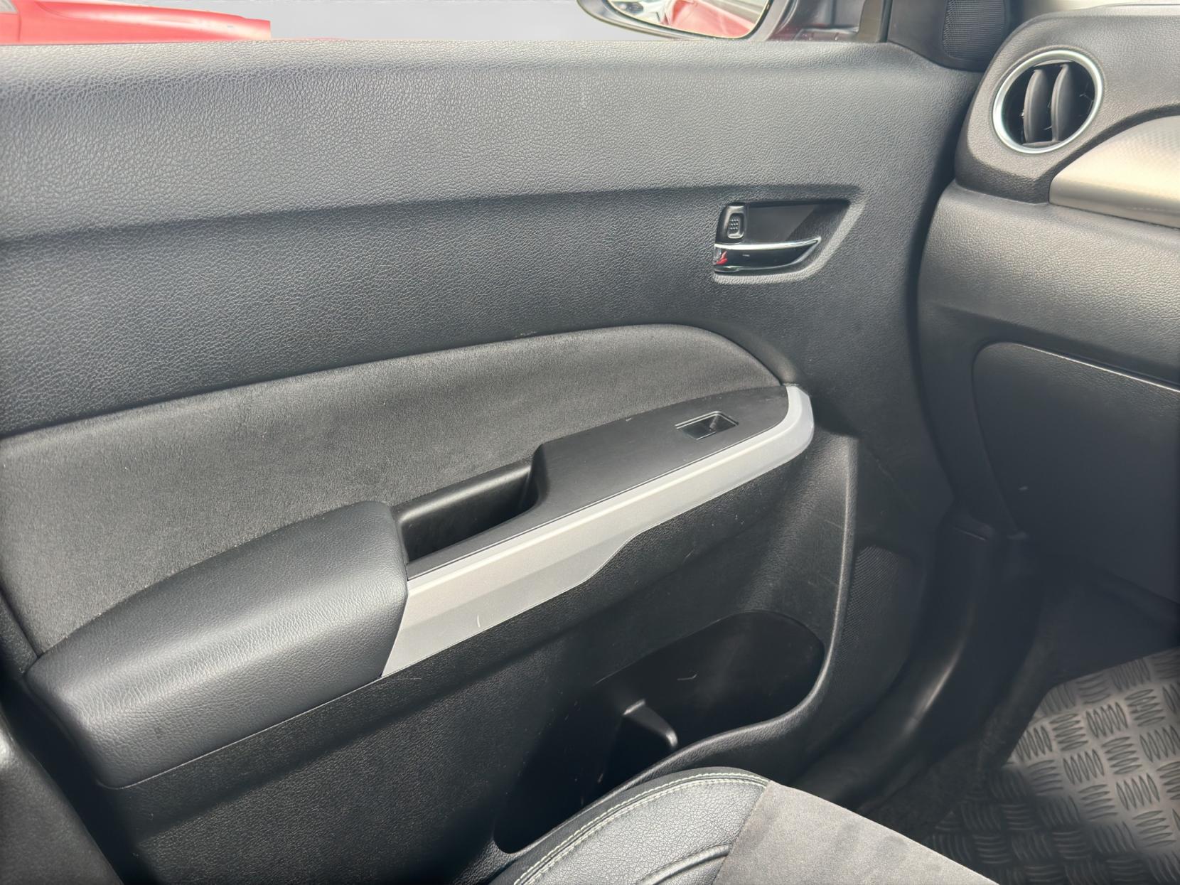 Suzuki Vitara 1.6 DDiS SZ5 SUV 5dr Diesel Manual Euro 6 (s/s) (120 ps)