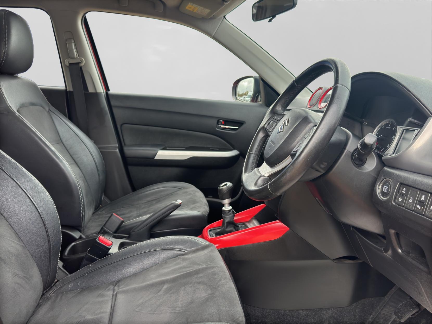 Suzuki Vitara 1.6 DDiS SZ5 SUV 5dr Diesel Manual Euro 6 (s/s) (120 ps)