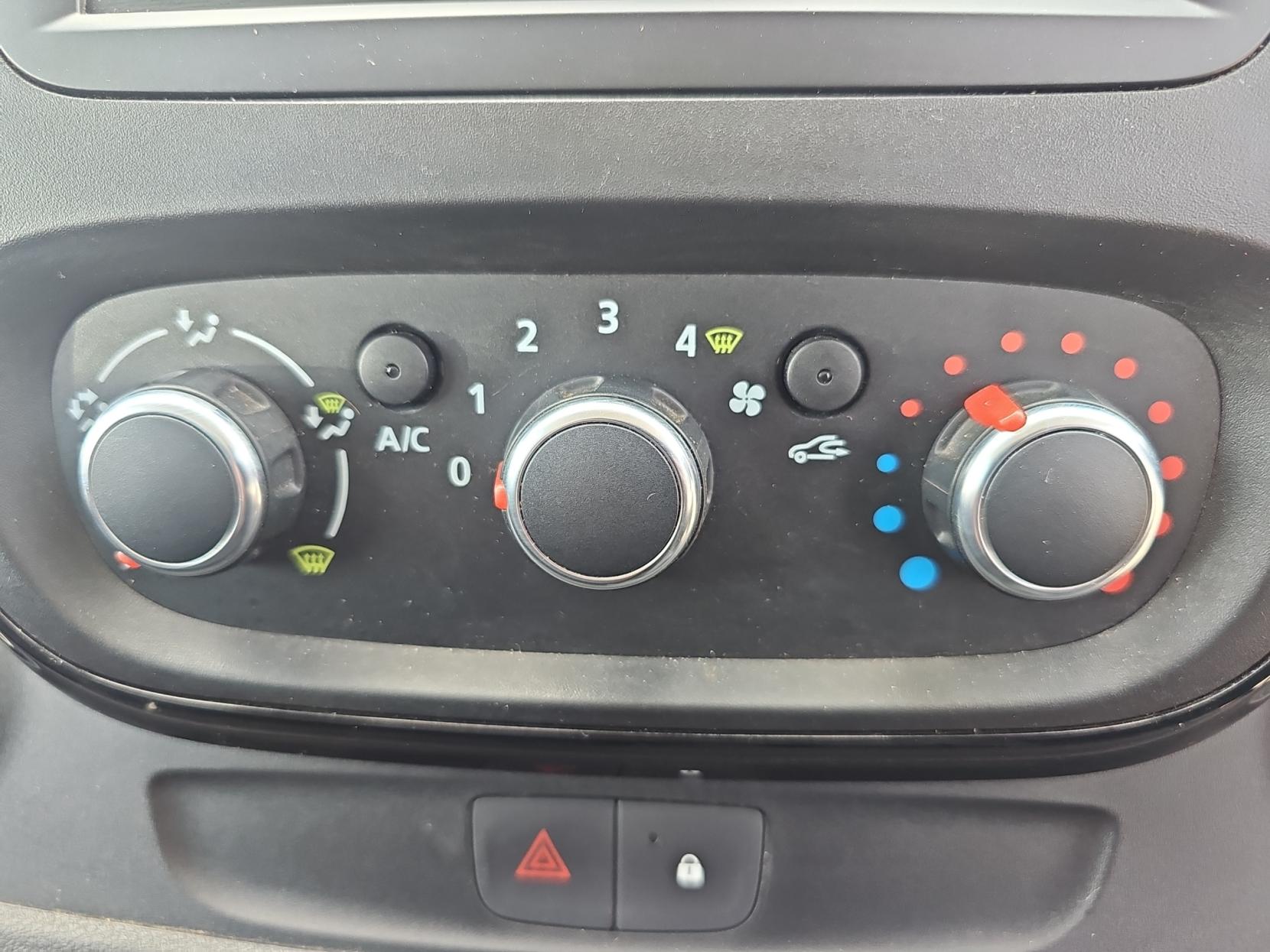 Fiat Talento 2.0 MultiJet 12 Tecnico Panel Van 5dr Diesel Manual L2 H1 Euro 6 (s/s) (120 ps)