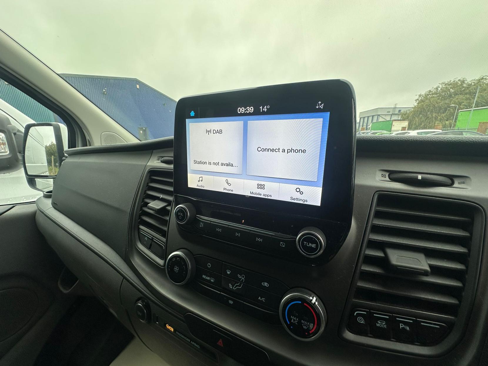 Ford Transit Custom 2.0 320 EcoBlue Trend Kombi Double Cab 5dr Diesel Manual L1 H1 Euro 6 (s/s) (130 ps)