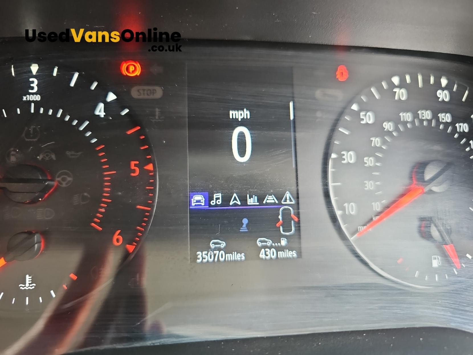 Renault Trafic 2.0 dCi Blue 30 Sport Panel Van 5dr Diesel Manual LWB Euro 6 (s/s) (130 ps)