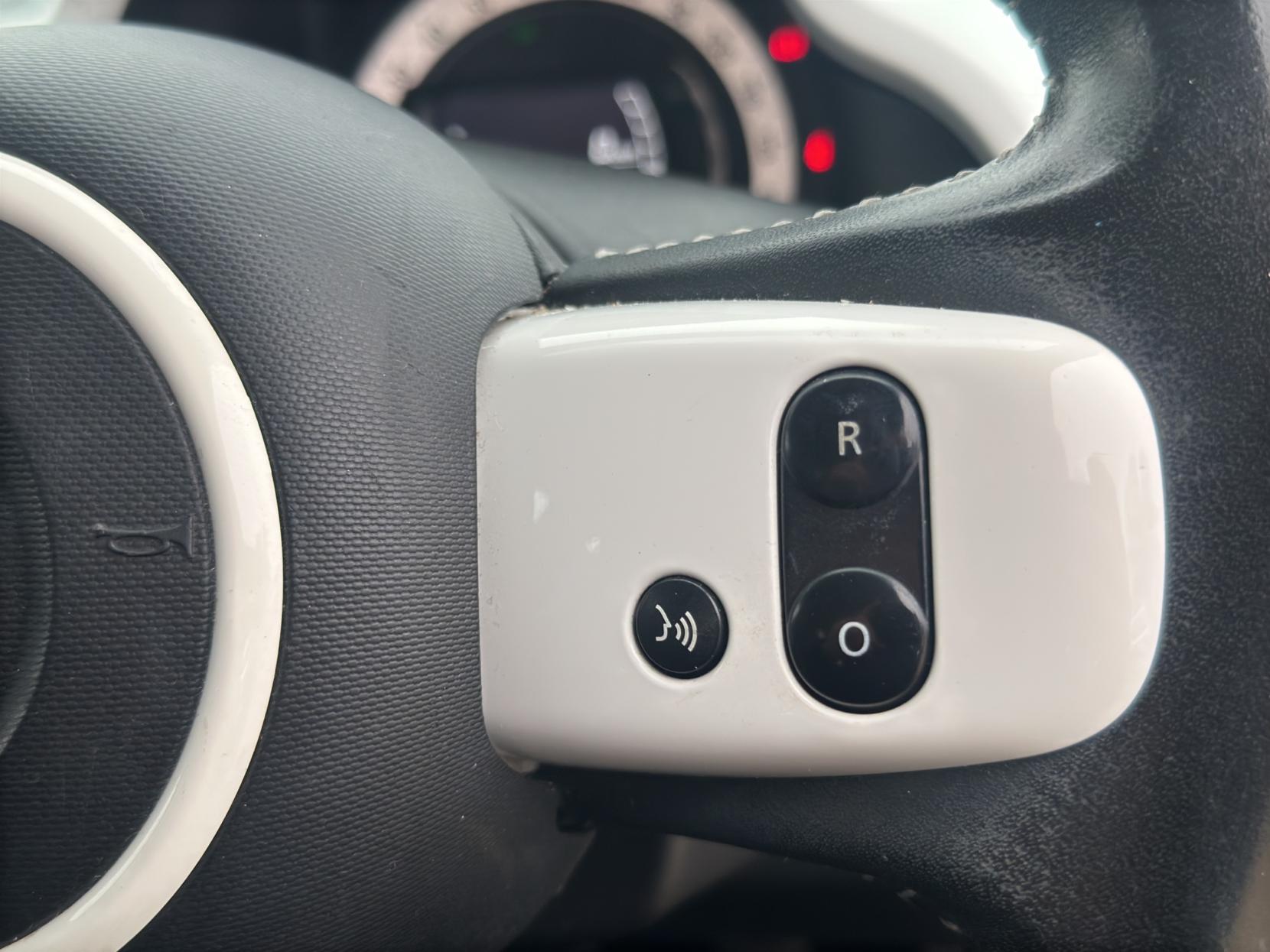 Renault Twingo 0.9 TCe ENERGY Dynamique Hatchback 5dr Petrol Manual Euro 6 (s/s) (90 ps)