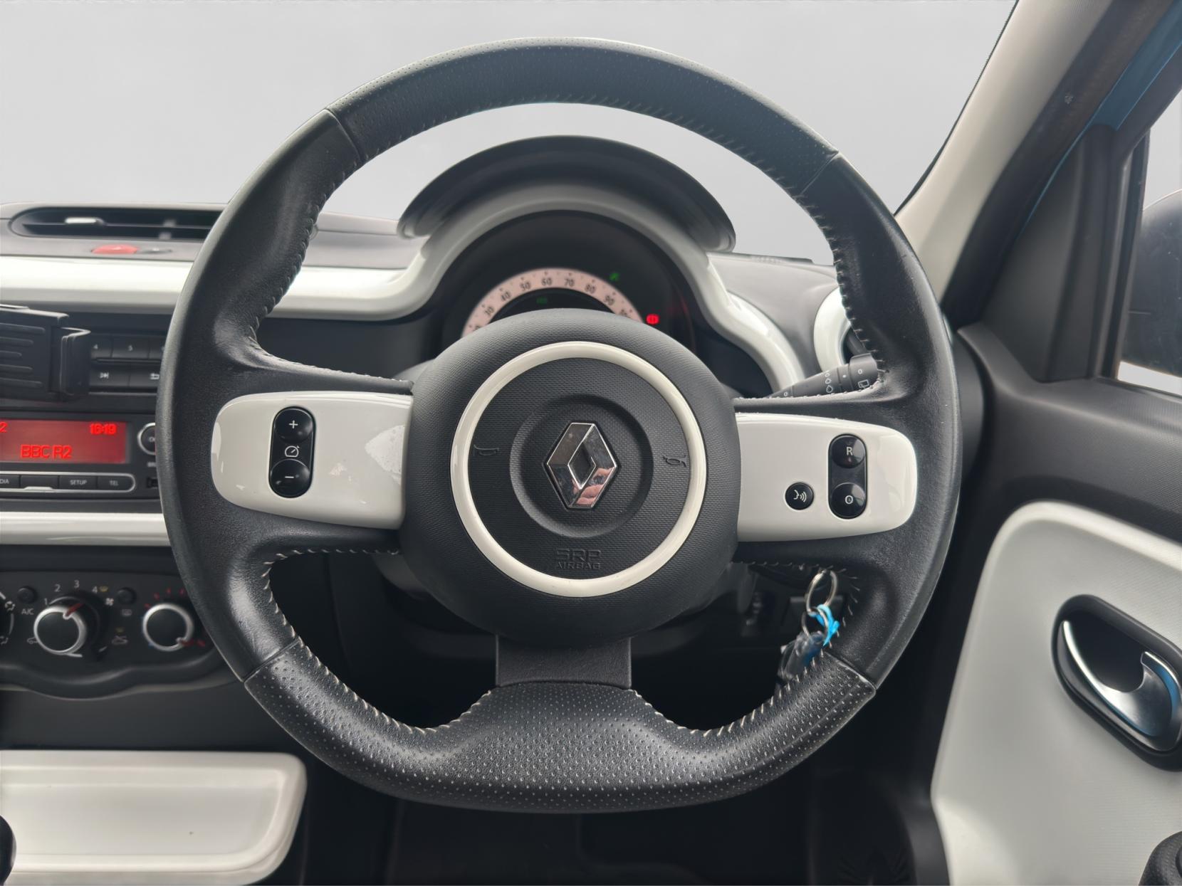 Renault Twingo 0.9 TCe ENERGY Dynamique Hatchback 5dr Petrol Manual Euro 6 (s/s) (90 ps)