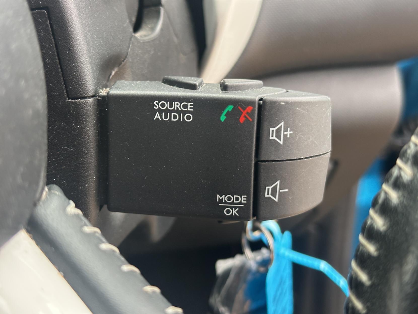 Renault Twingo 0.9 TCe ENERGY Dynamique Hatchback 5dr Petrol Manual Euro 6 (s/s) (90 ps)