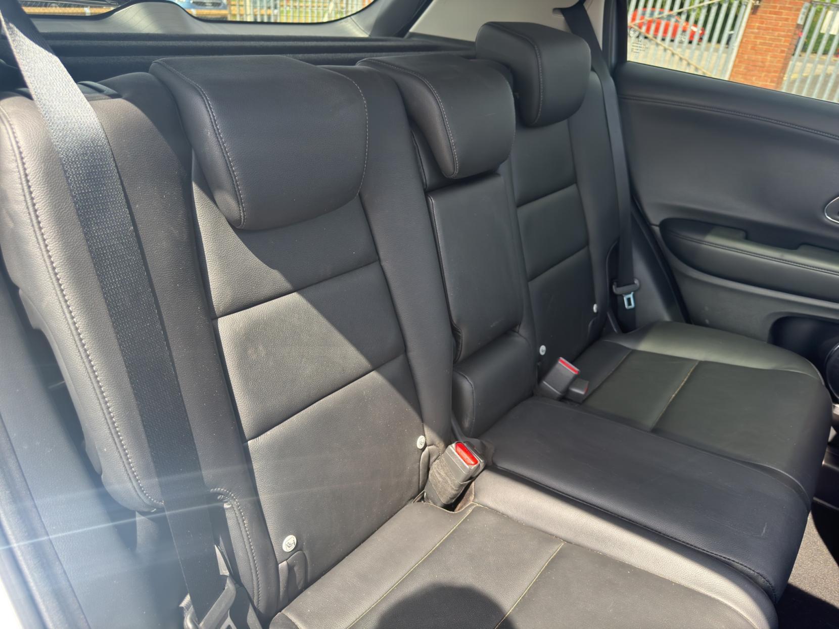 Honda HR-V 1.5 i-VTEC EX SUV 5dr Petrol CVT Euro 6 (s/s) (130 ps)