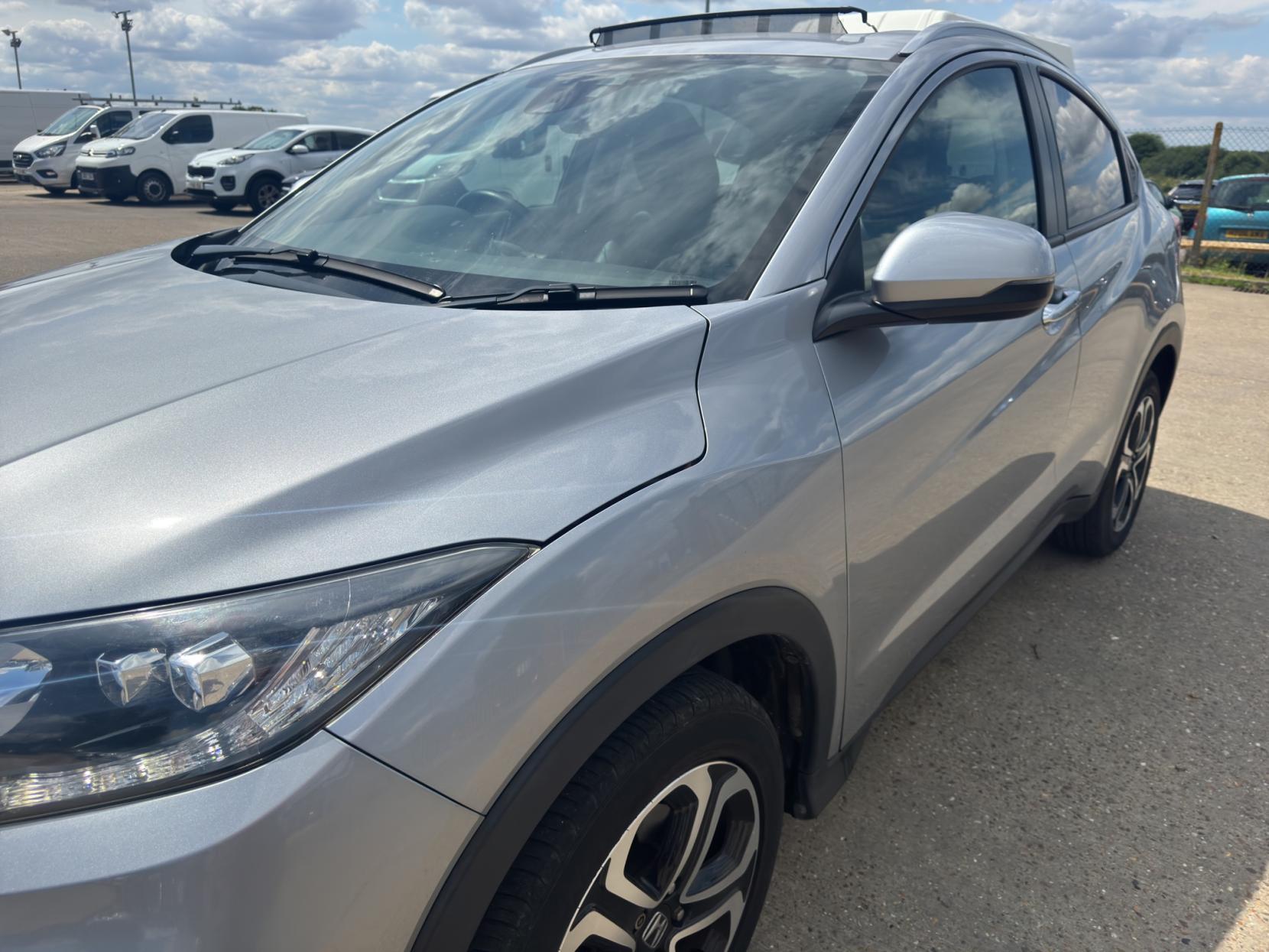 Honda HR-V 1.5 i-VTEC EX SUV 5dr Petrol CVT Euro 6 (s/s) (130 ps)