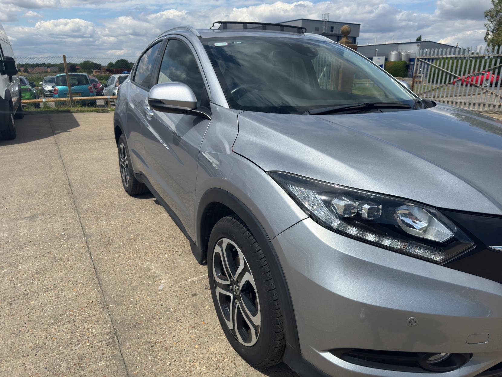 Honda HR-V 1.5 i-VTEC EX SUV 5dr Petrol CVT Euro 6 (s/s) (130 ps)