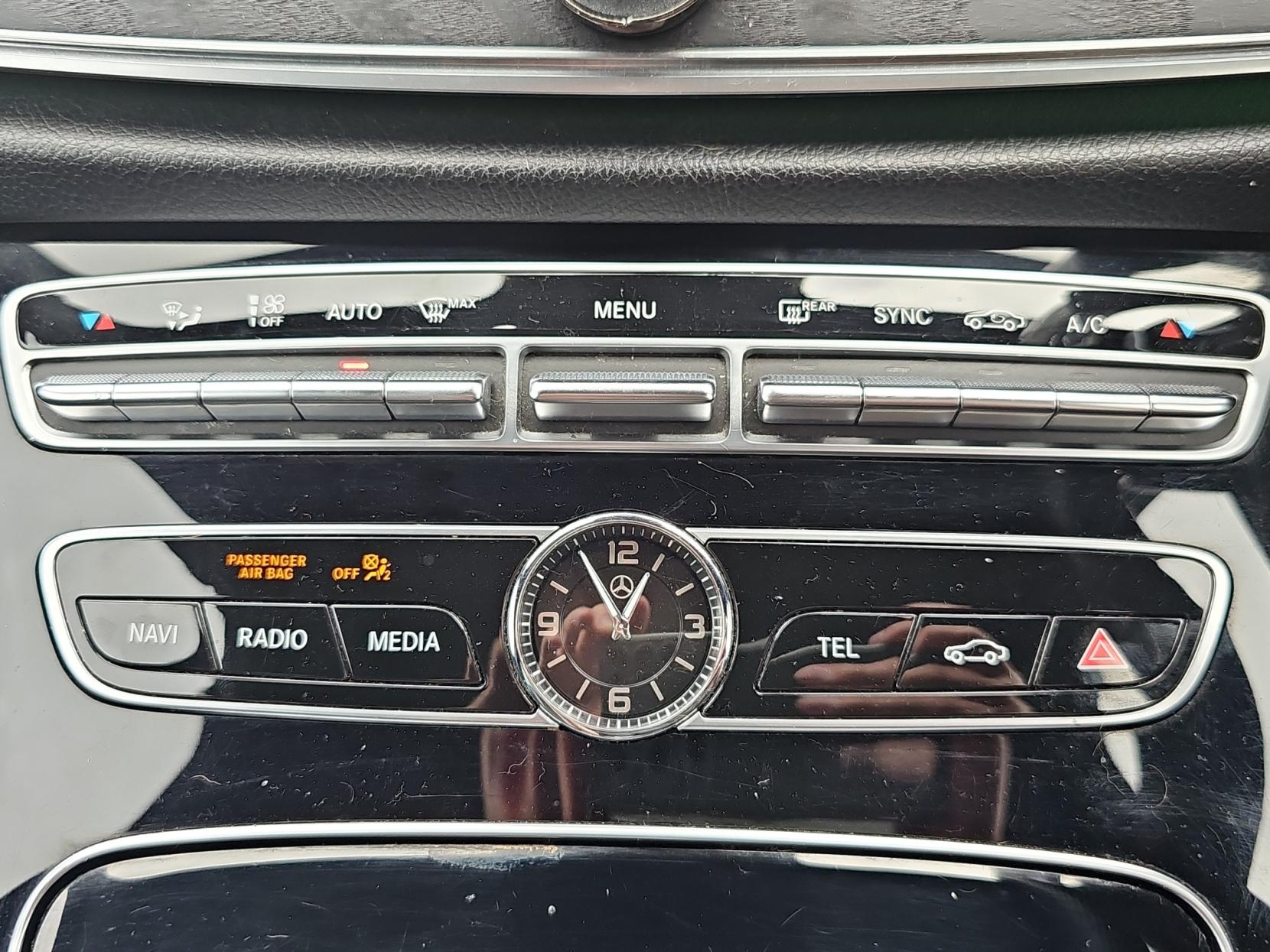 Mercedes-Benz E Class 2.0 E220d AMG Line (Premium) Estate 5dr Diesel G-Tronic+ Euro 6 (s/s) (194 ps)