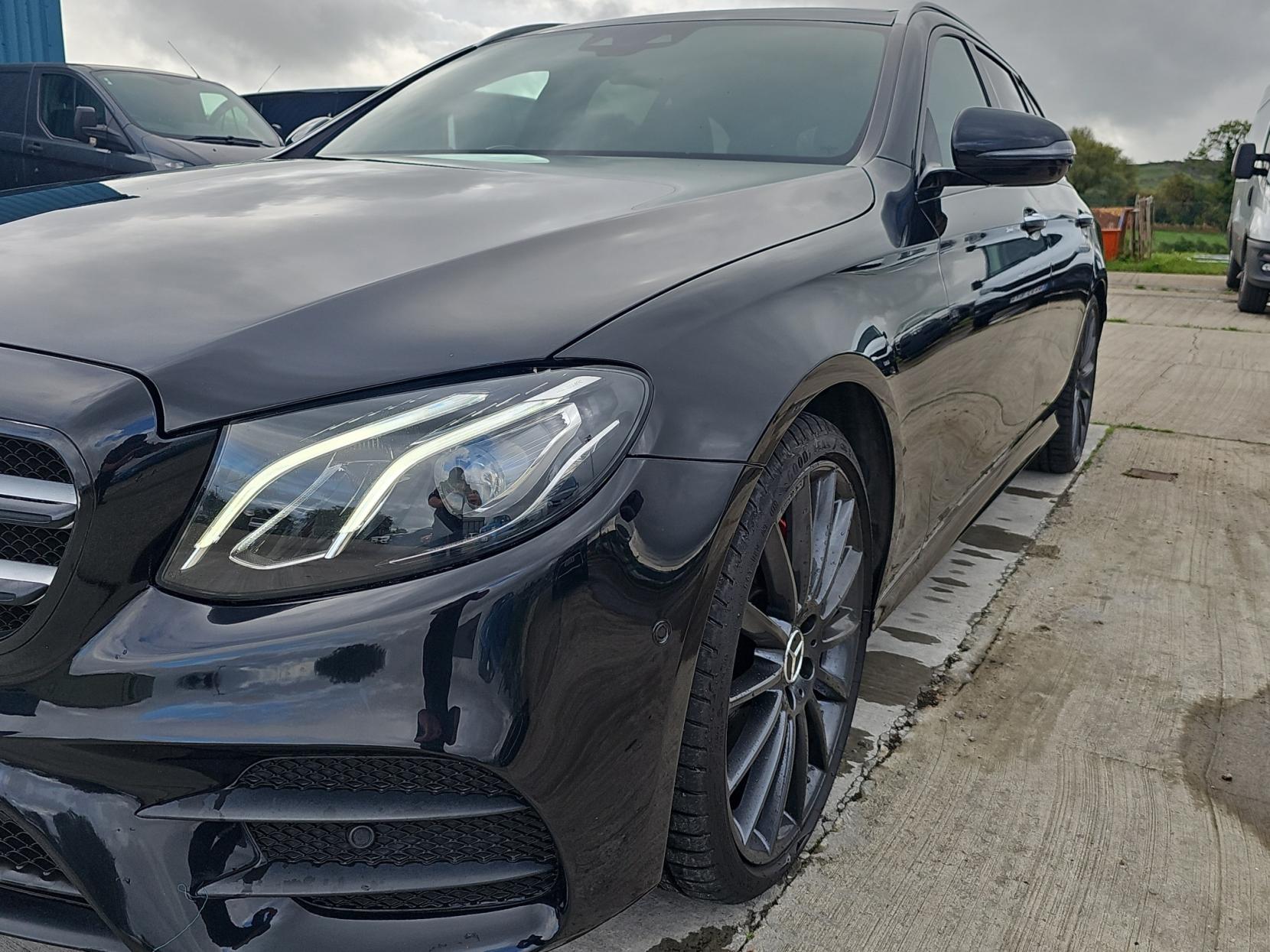 Mercedes-Benz E Class 2.0 E220d AMG Line (Premium) Estate 5dr Diesel G-Tronic+ Euro 6 (s/s) (194 ps)