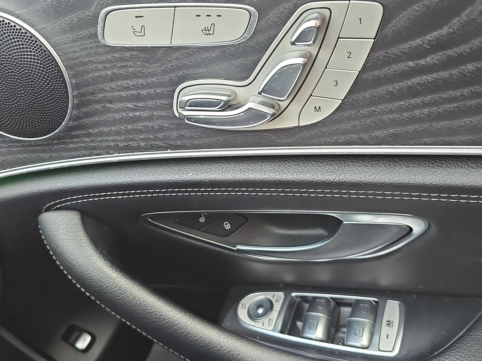 Mercedes-Benz E Class 2.0 E220d AMG Line (Premium) Estate 5dr Diesel G-Tronic+ Euro 6 (s/s) (194 ps)
