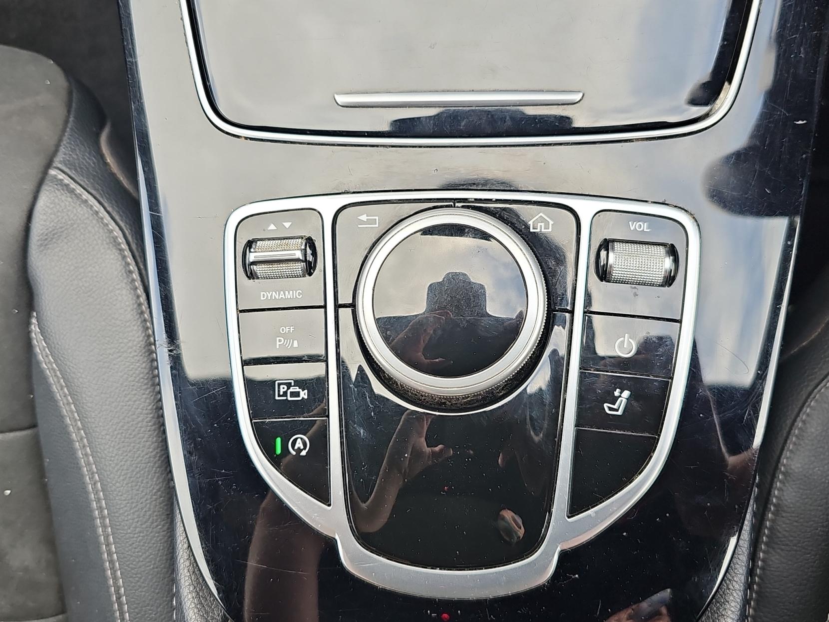 Mercedes-Benz E Class 2.0 E220d AMG Line (Premium) Estate 5dr Diesel G-Tronic+ Euro 6 (s/s) (194 ps)