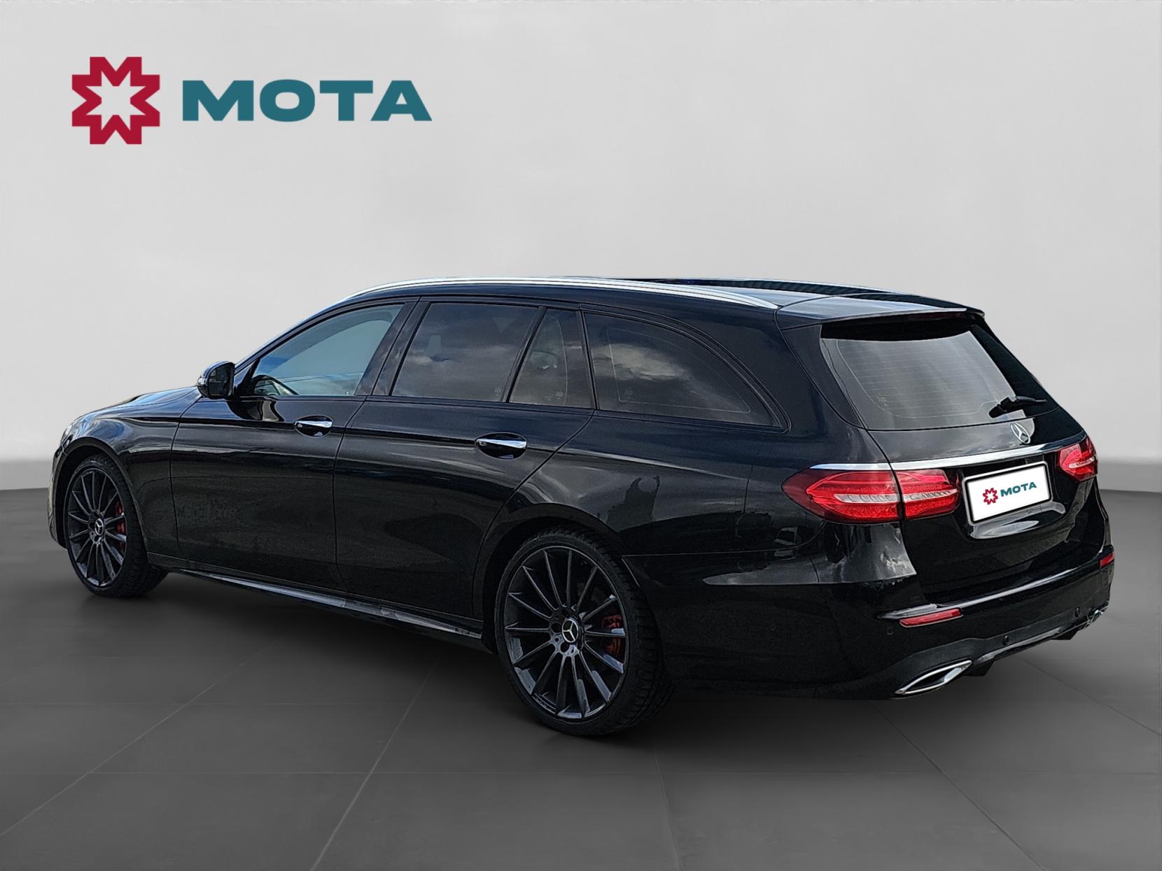 Mercedes-Benz E Class 2.0 E220d AMG Line (Premium) Estate 5dr Diesel G-Tronic+ Euro 6 (s/s) (194 ps)